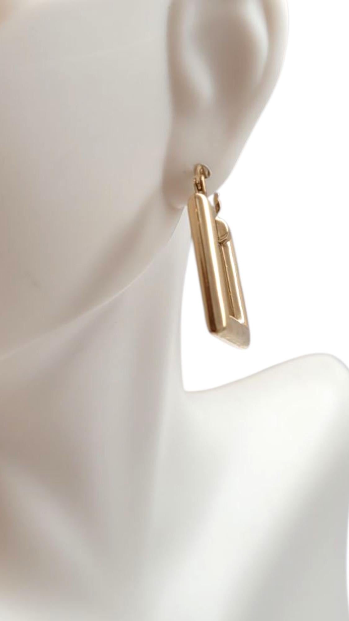 18K Yellow Gold Square Hoop Earrings #21959 For Sale 5
