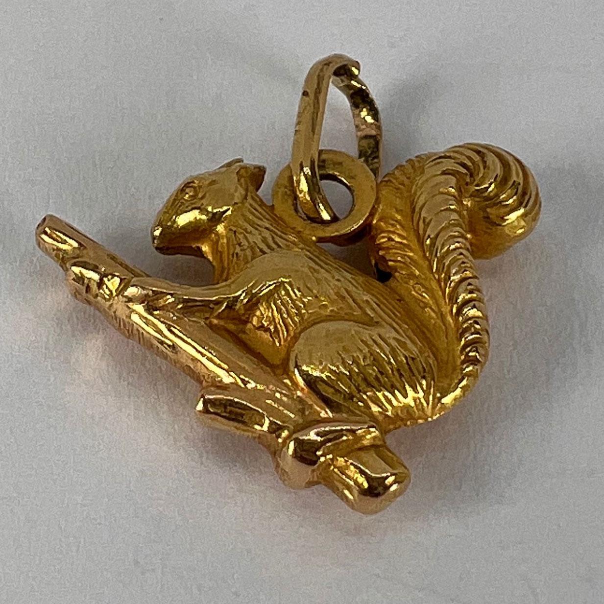 18K Yellow Gold Squirrel Charm Pendant 7