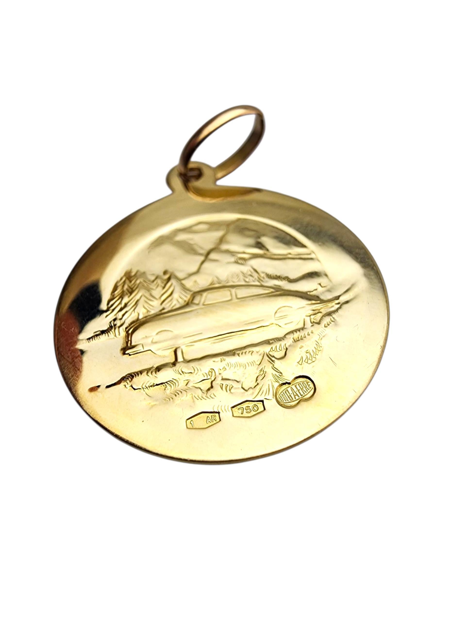 18K Yellow Gold St. Christopher Charm #22752 In Good Condition For Sale In Washington Depot, CT