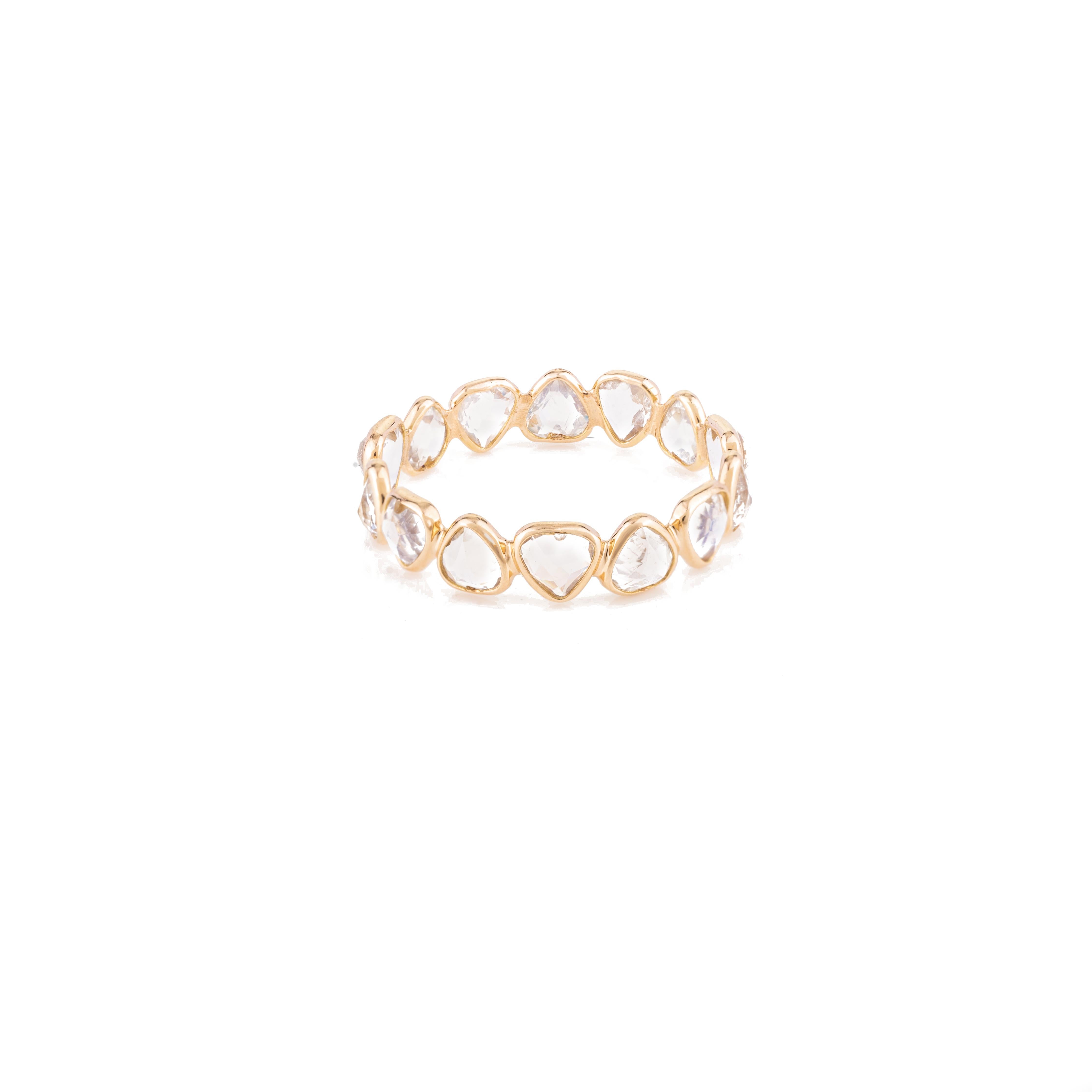 For Sale:  18k Yellow Gold Stackable Heart Cut Rainbow Moonstone Eternity Band Ring 3