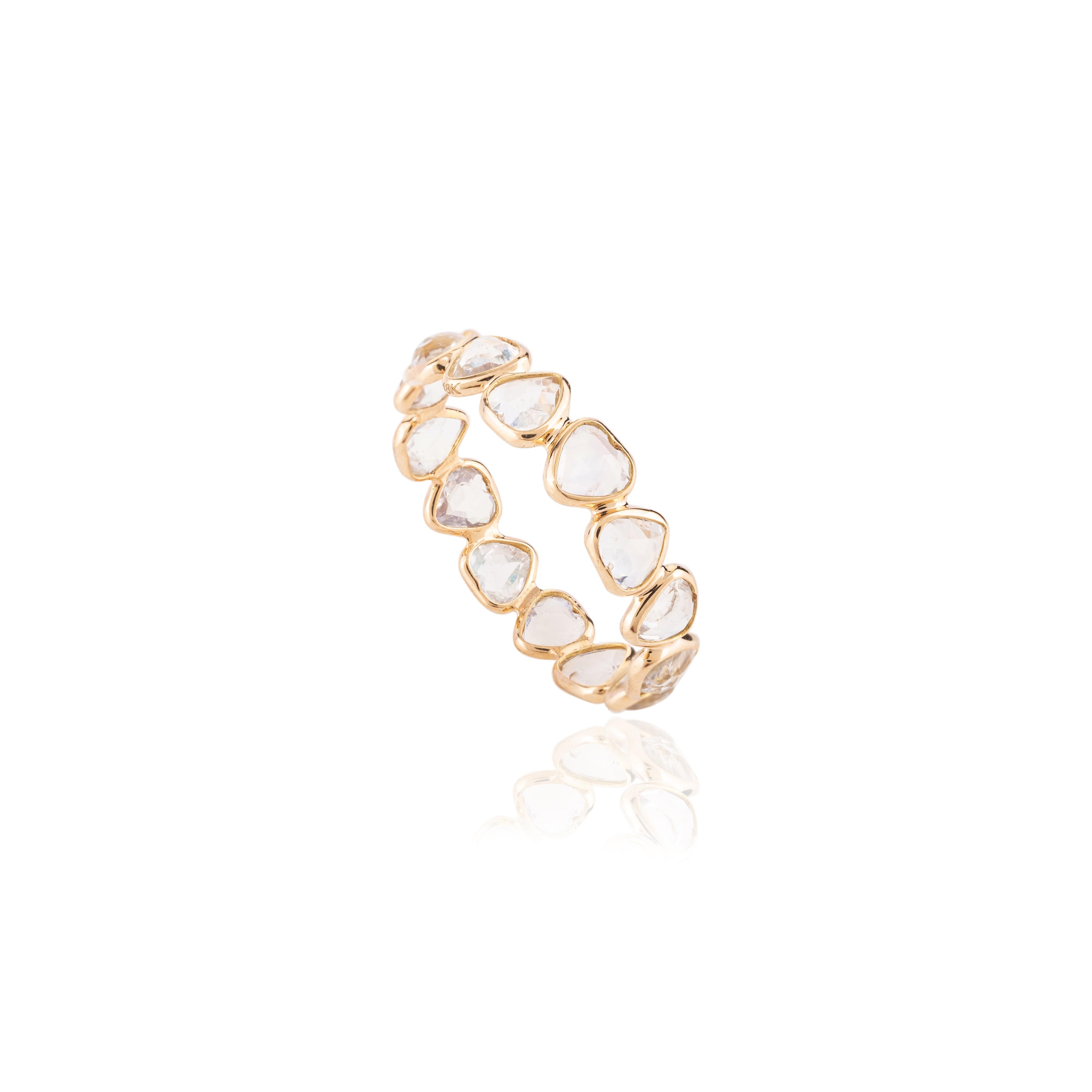 For Sale:  18k Yellow Gold Stackable Heart Cut Rainbow Moonstone Eternity Band Ring 8