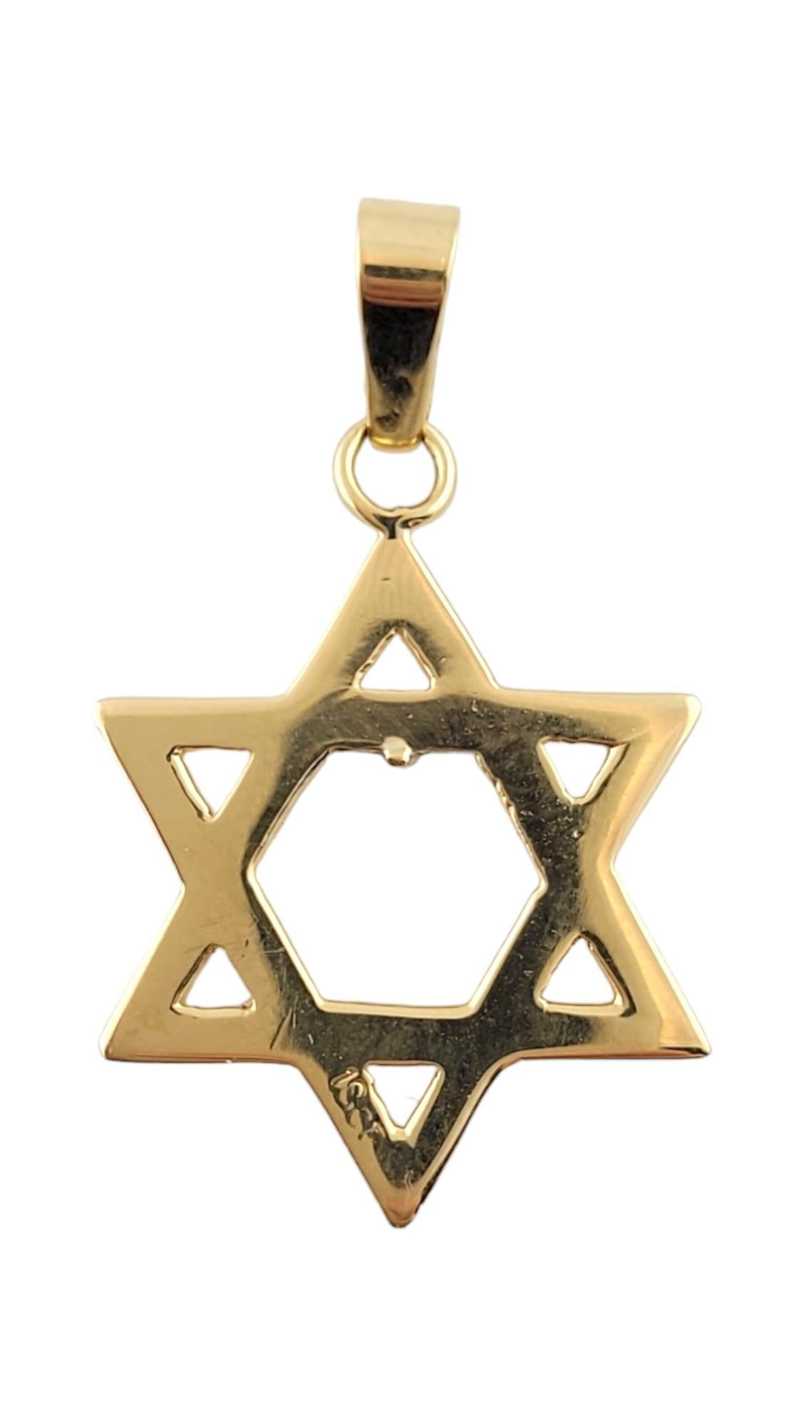 18K Yellow Gold Star of David Pendant #16209 In Good Condition For Sale In Washington Depot, CT