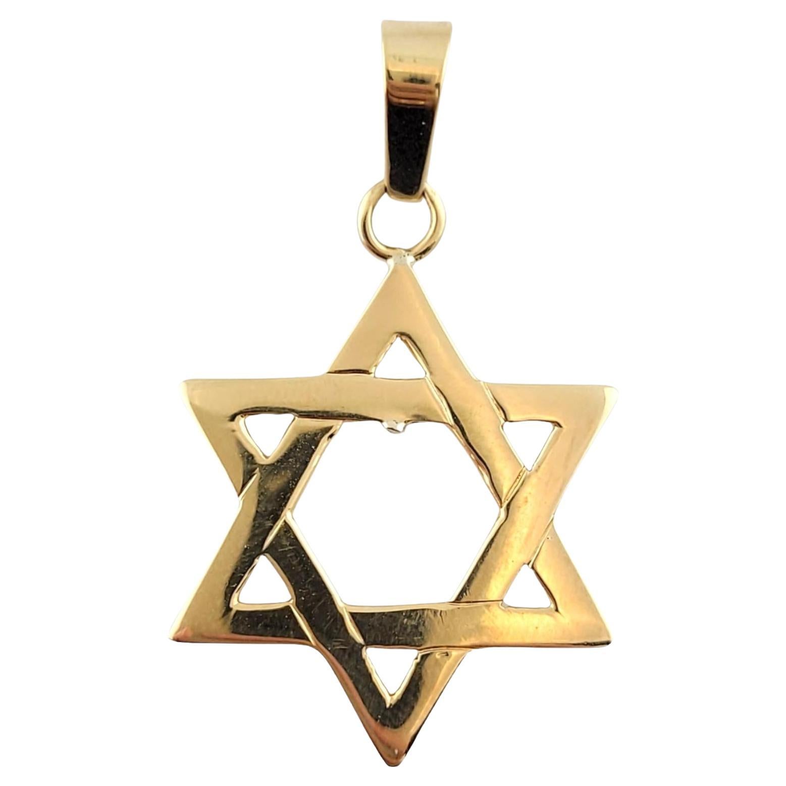 18K Yellow Gold Star of David Pendant #16209 For Sale
