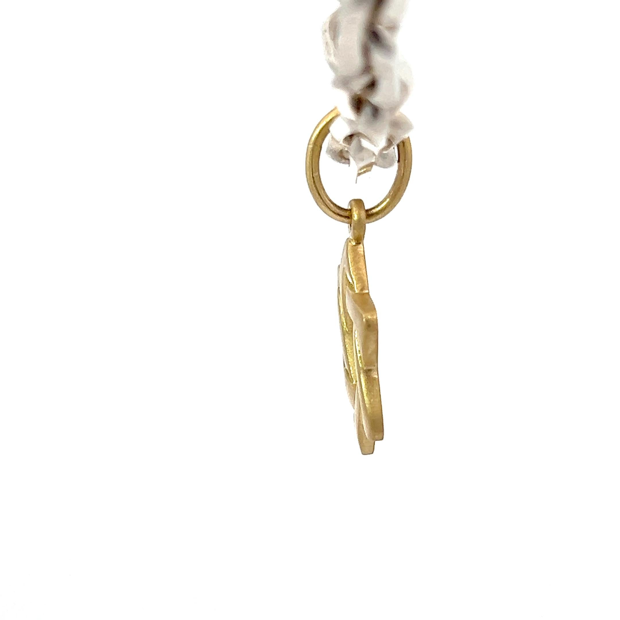18k Yellow Gold Star Of David Pendant For Sale 7