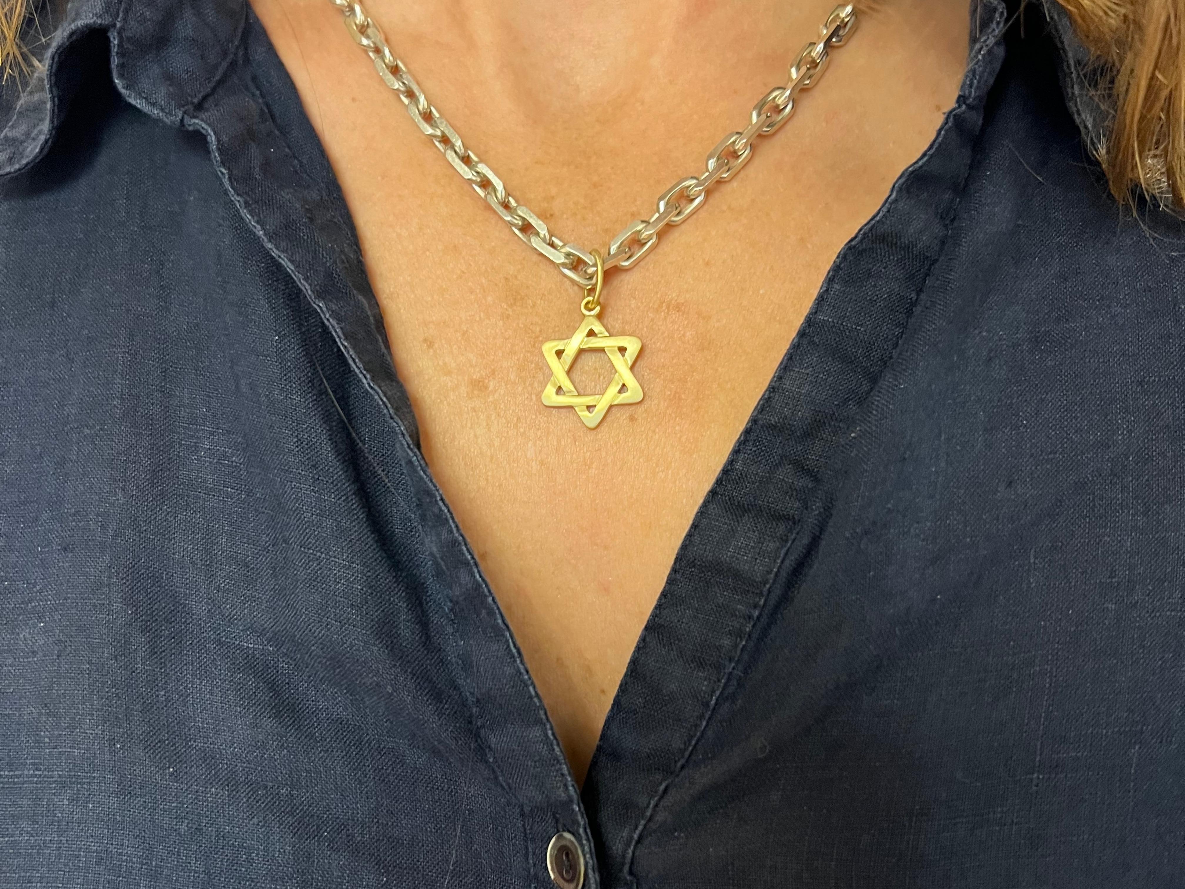 18k Yellow Gold Star Of David Pendant For Sale 3