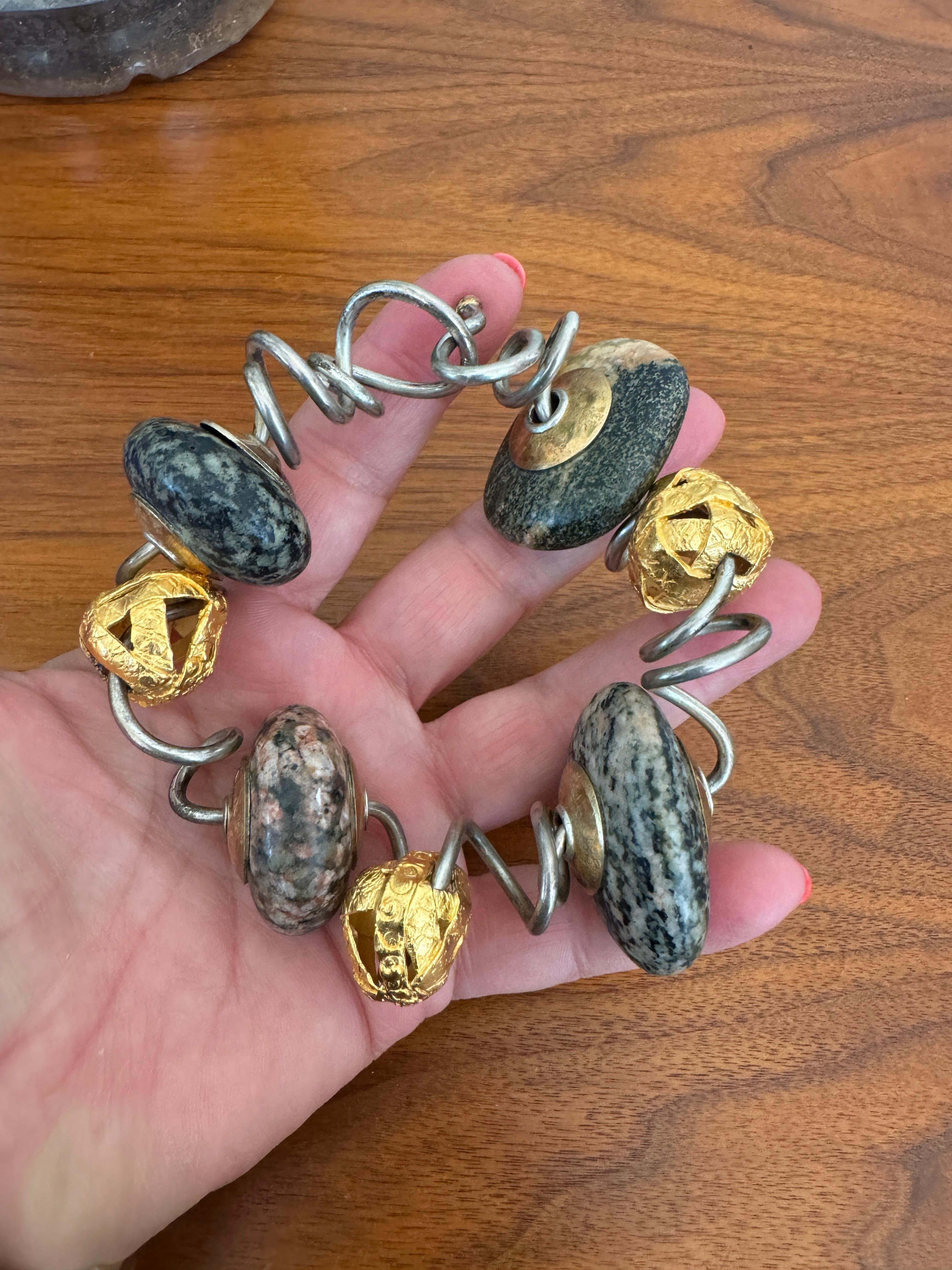 Bracciale in oro giallo 18k e argento Kathleen Dennison realizzato a mano in vendita 4