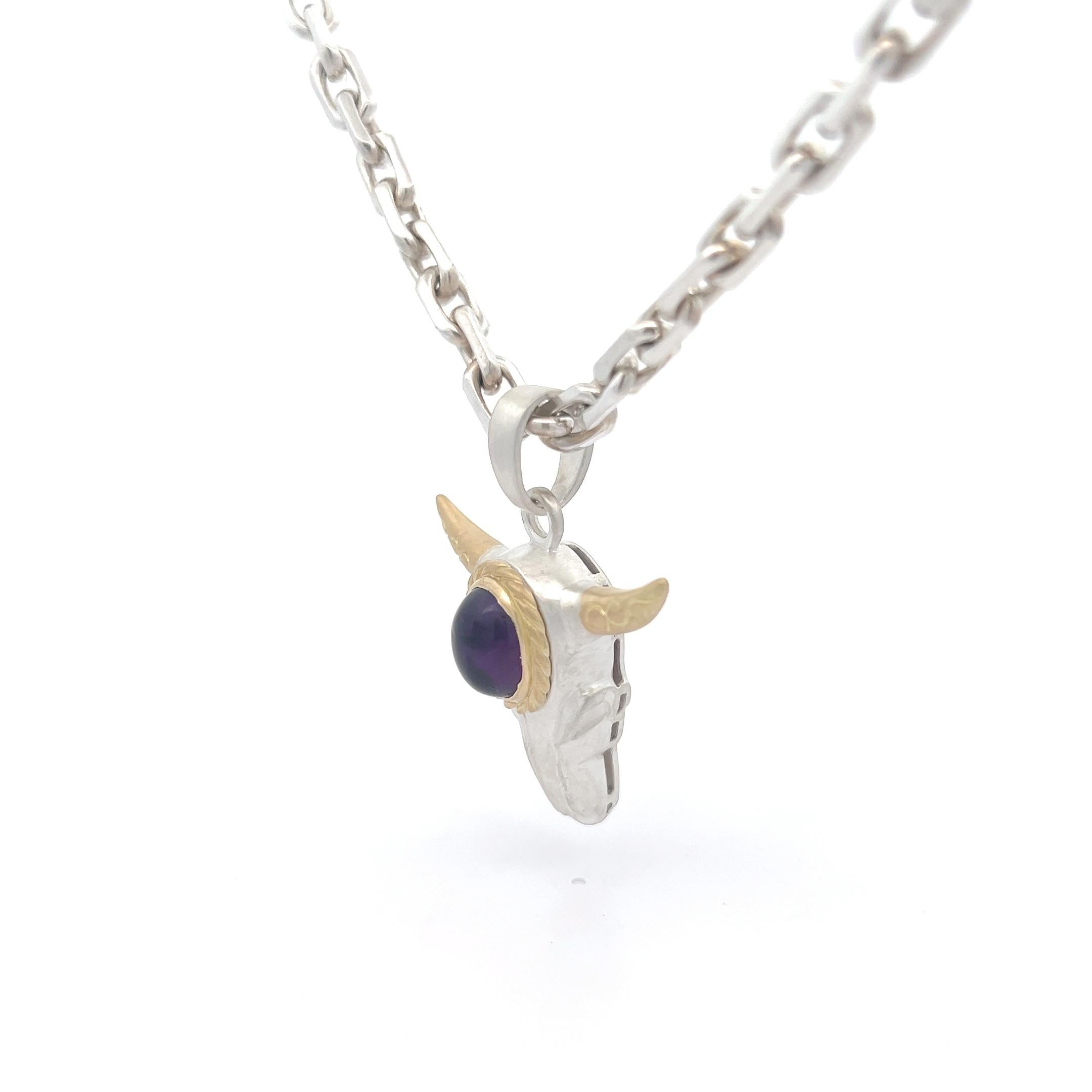 18k Yellow Gold Sterling Silver Steer Head Longhorn Amethyst Pendant In New Condition For Sale In New York, NY