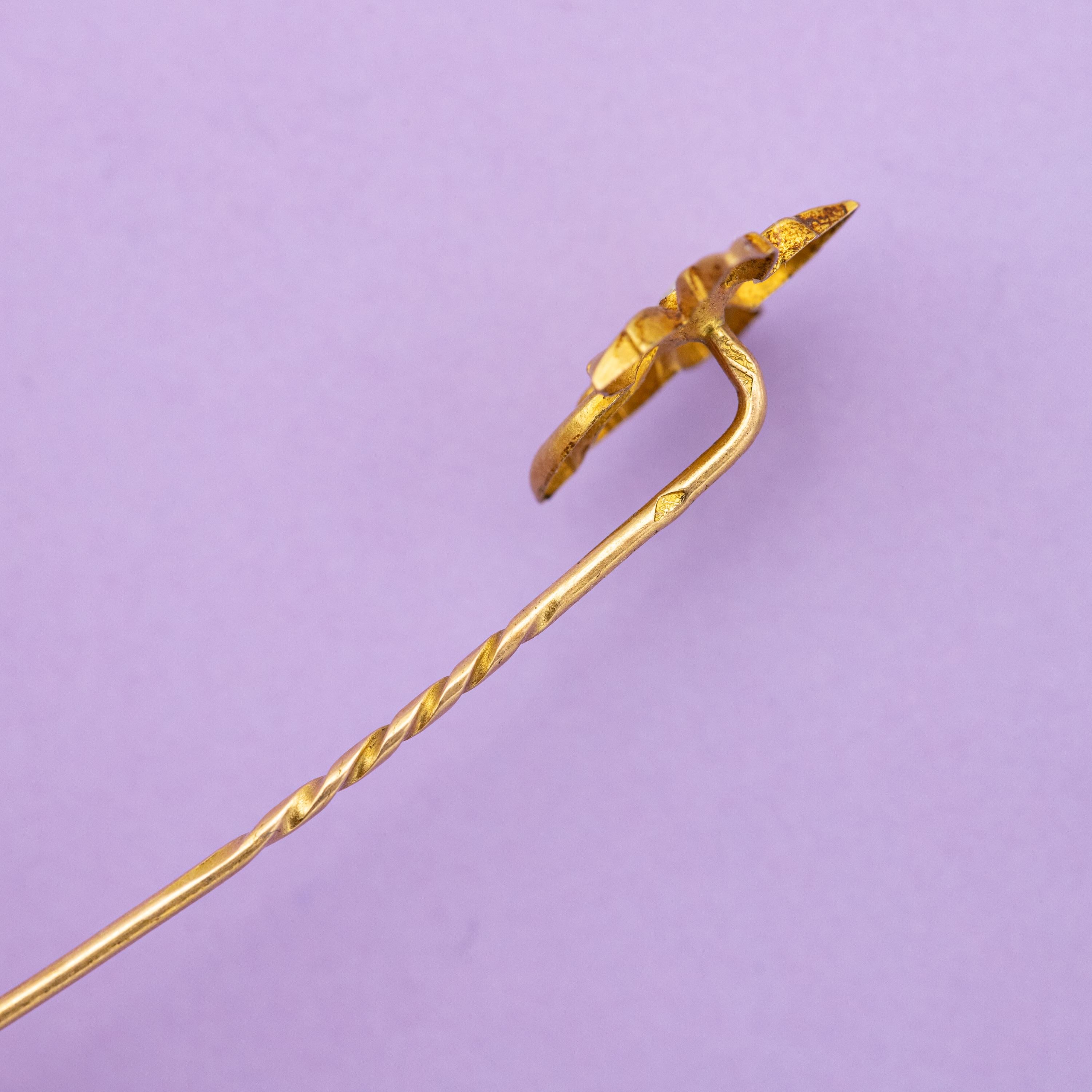18k Yellow gold stick pin - Family brooch - detailed Ivy cravat pin For Sale 5