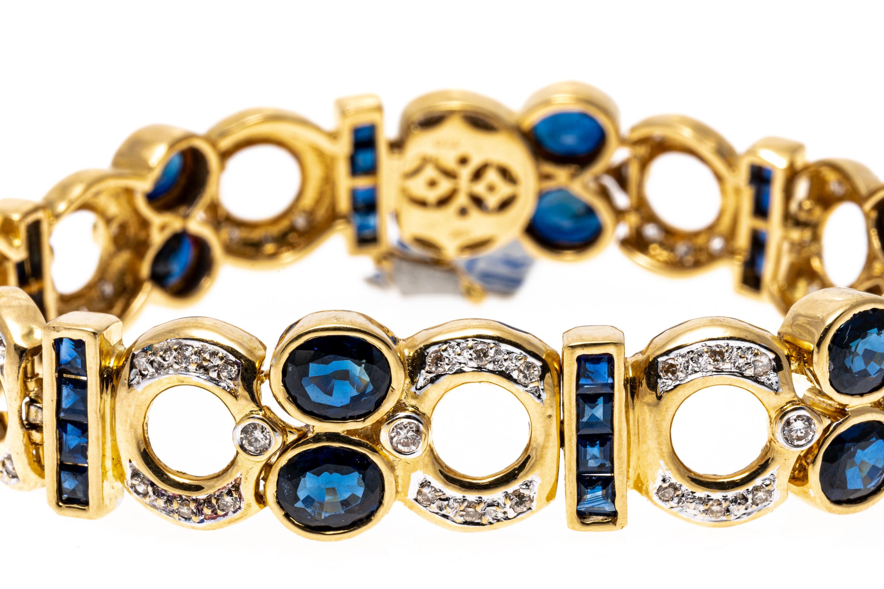 18k Yellow Gold Striking Diamond And Sapphire 'App. 9.24 TCW' Link Bracelet In Good Condition For Sale In Southport, CT