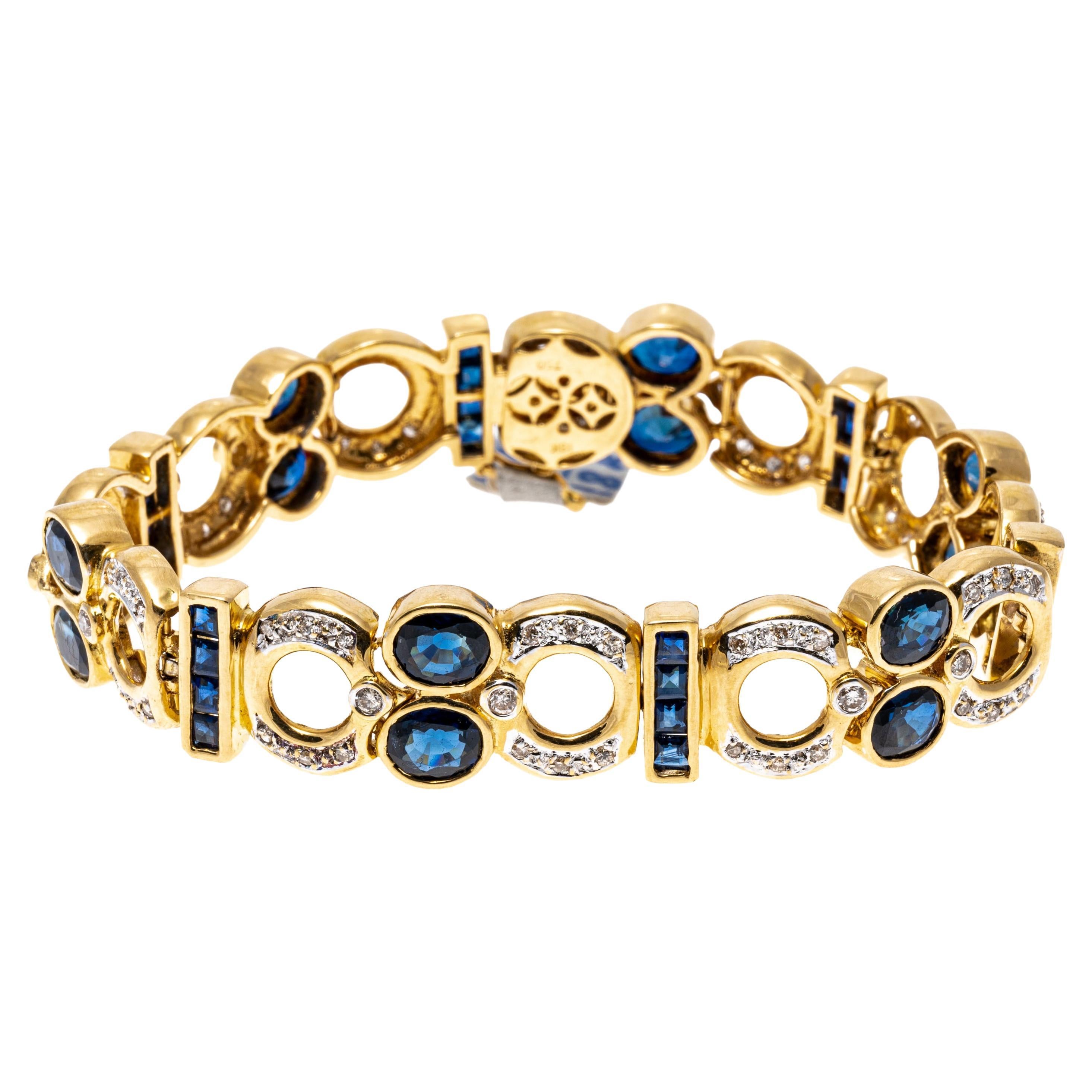 Bracelet à maillons en or jaune 18 carats avec diamants et saphirs « App. 9,24 TCW » en vente