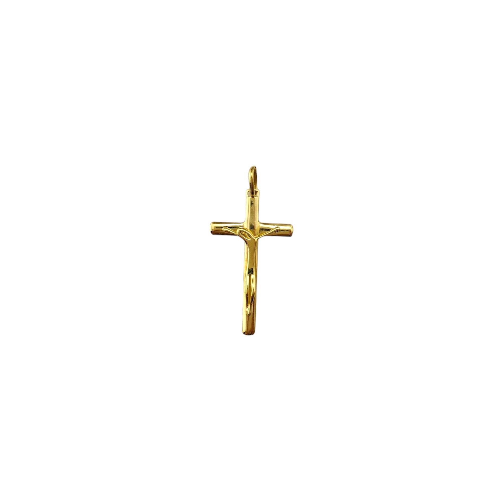 Breloque Crucifix stylisé en or jaune 18K

Un charme moderne avec une représentation stylisée du Crucifix en or jaune 18 carats.

Cachet : 750

Poids : 1,84 dwt/2,86 g

Longueur avec écrous : 41.81 mm

Taille : 35,25 mm X 20,18 mm X 3,4 mm

Très bon