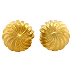 18k Yellow Gold Swirl Earrings