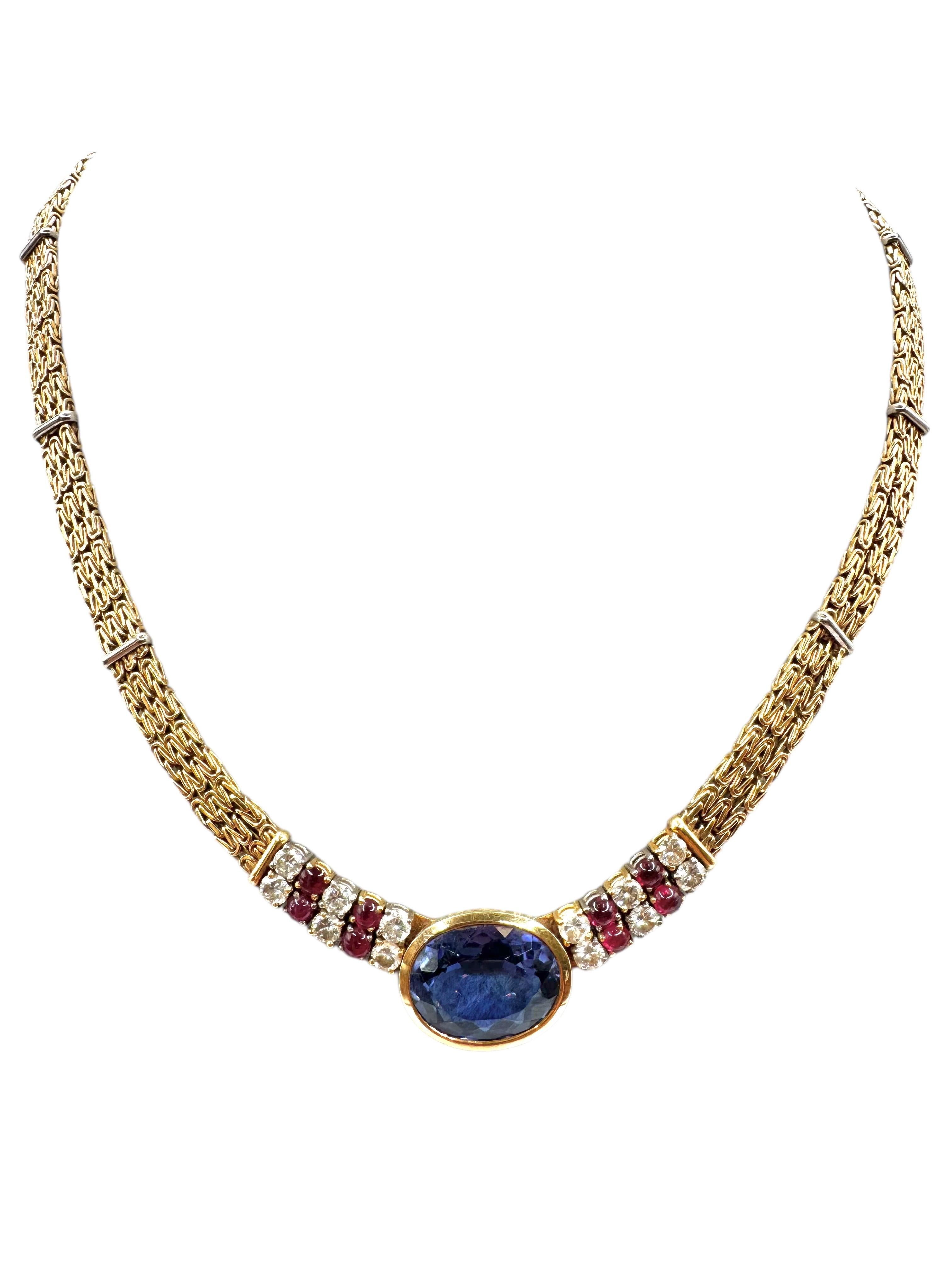 18K Yellow Gold Tanzanite, Diamond, and Cabochon Ruby Necklace In condizioni ottime in vendita a Great Neck Plaza, NY