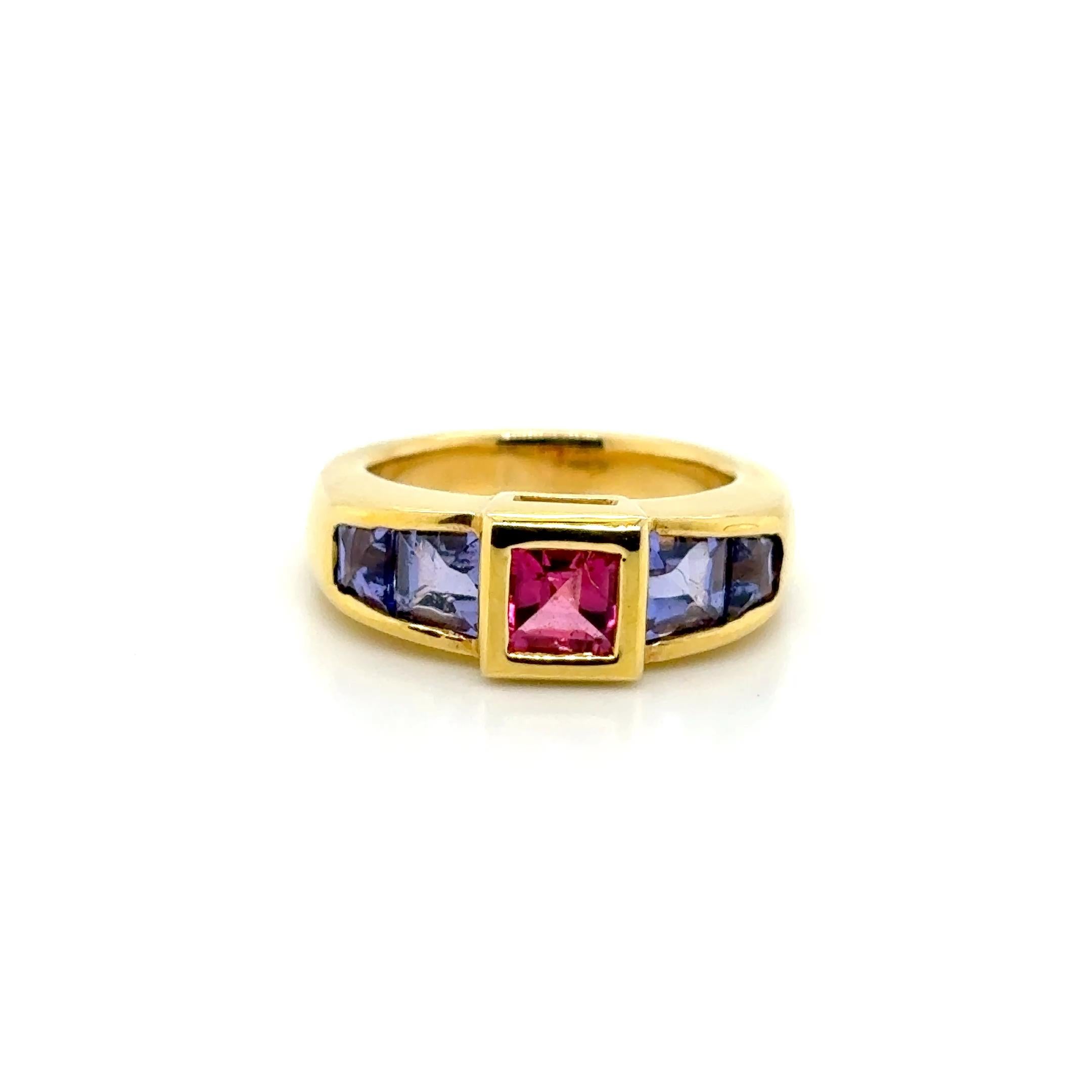 Bague de fiançailles en or jaune 18k Tanzanite Rubellite en vente 1