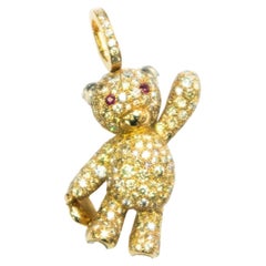 18K Yellow Gold Teddy Bear Pendant with Natural Diamonds