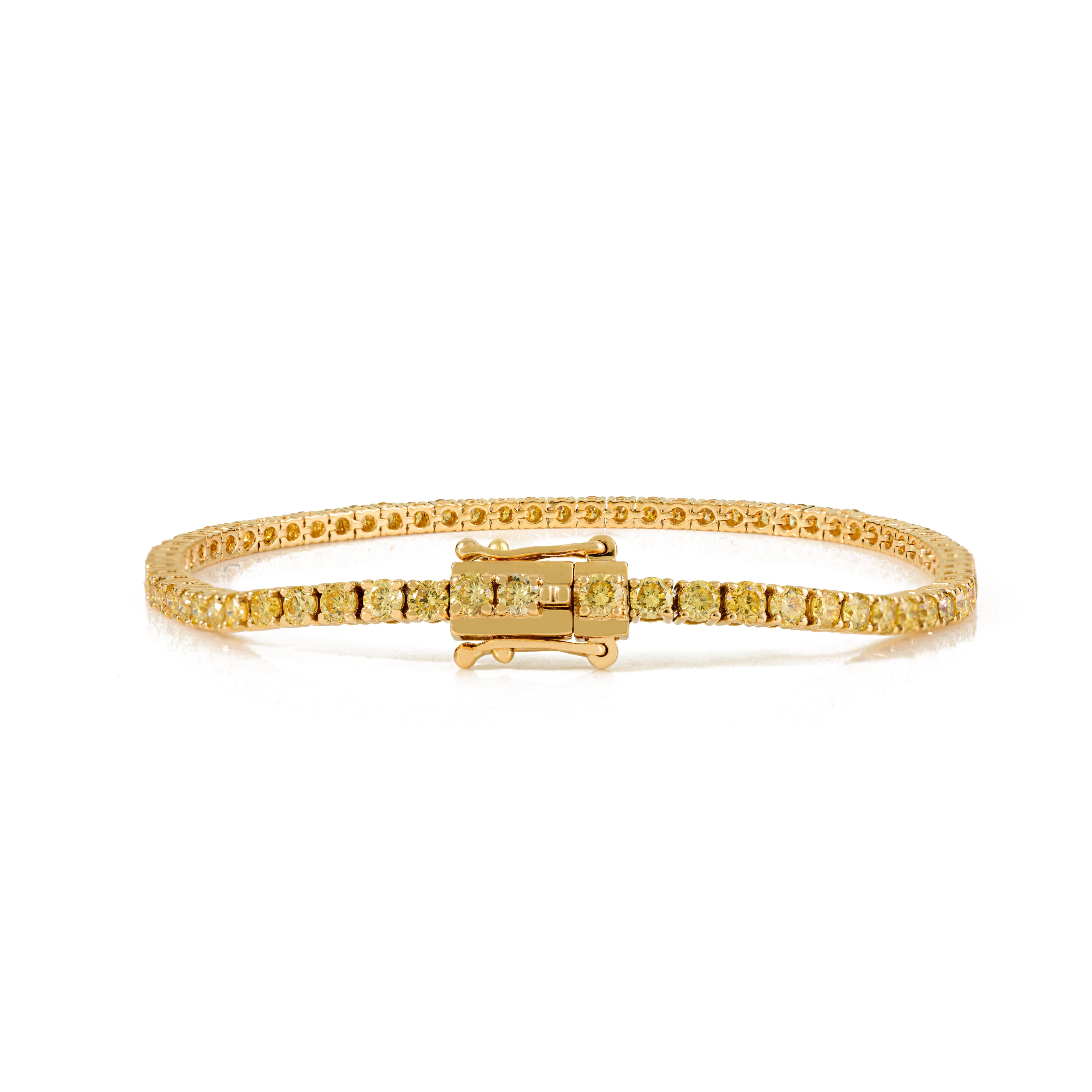 Bracciale da tennis in oro giallo 18k con diamanti gialli rotondi taglio brillante da 3,84 carati in vendita 3