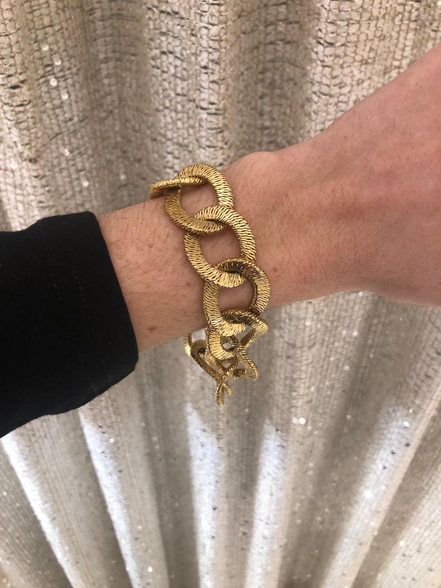 18 Karat Yellow Gold Textured Curb Link Bracelet 2