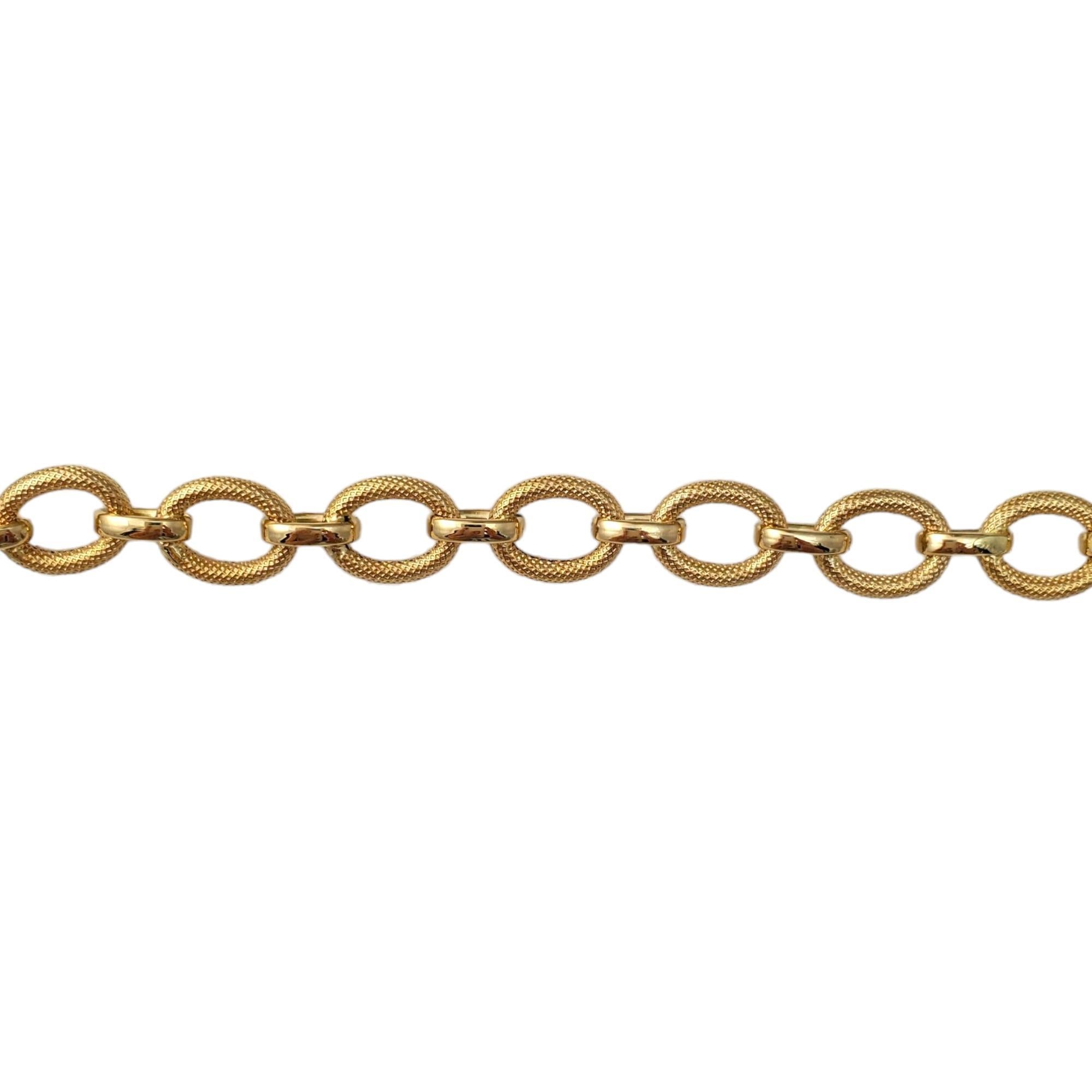 Women's 18K Yellow Gold Textured Link Chain Bracelet #16516 For Sale