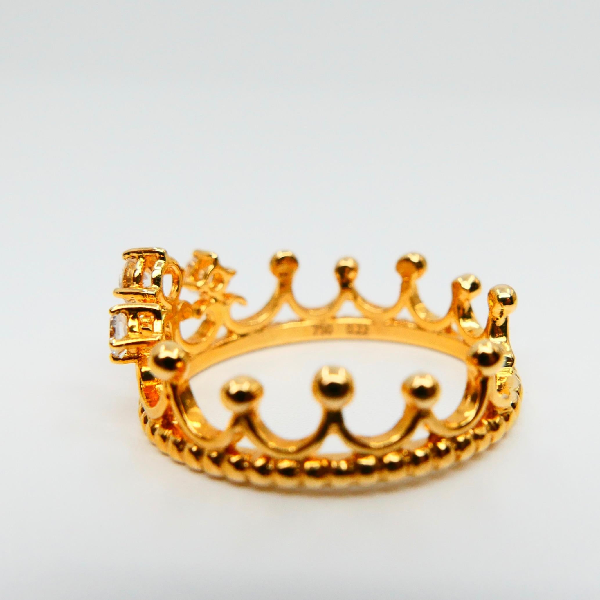 gold crown ring
