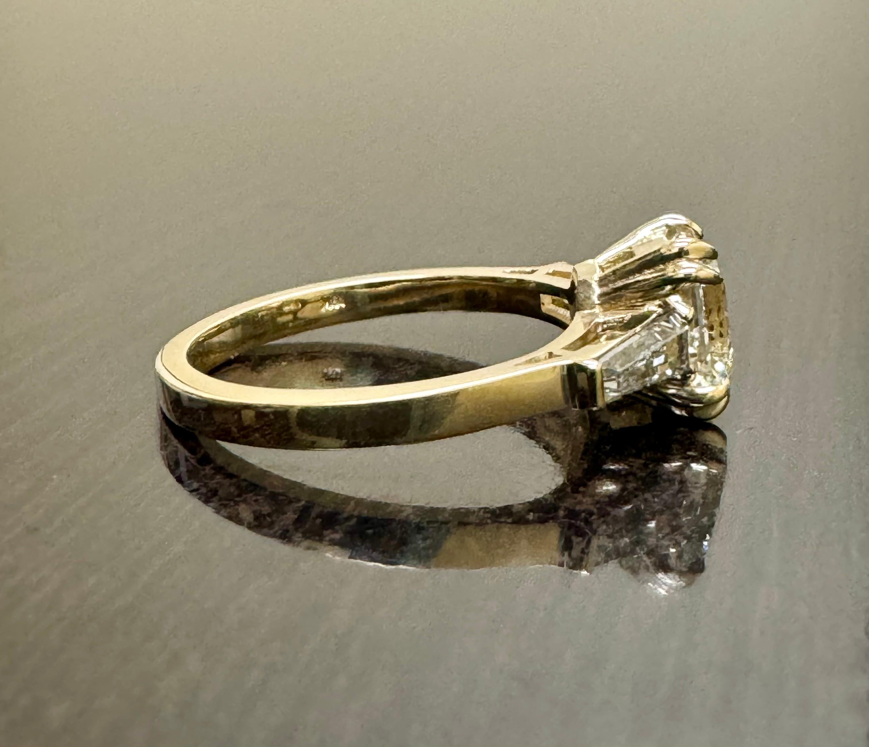 Verlobungsring aus 18 Karat Gelbgold mit drei Steinen, GIA 2,77 Karat Diamant im Asscher-Schliff Damen im Angebot