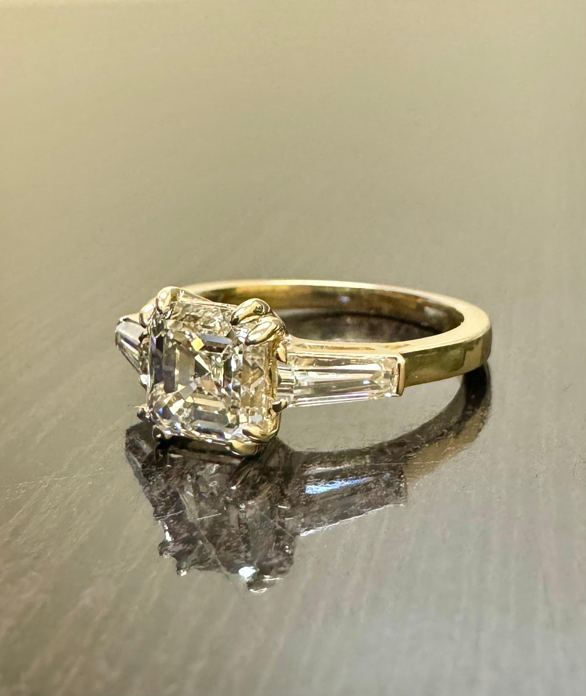 18K Yellow Gold Three Stone GIA 2.77 Carat Asscher Cut Diamond Engagement Ring For Sale 2