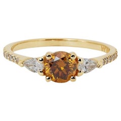 18k Yellow Gold Three Stone Ring with 0.96ct Natural Diamonds GIA Certificate
