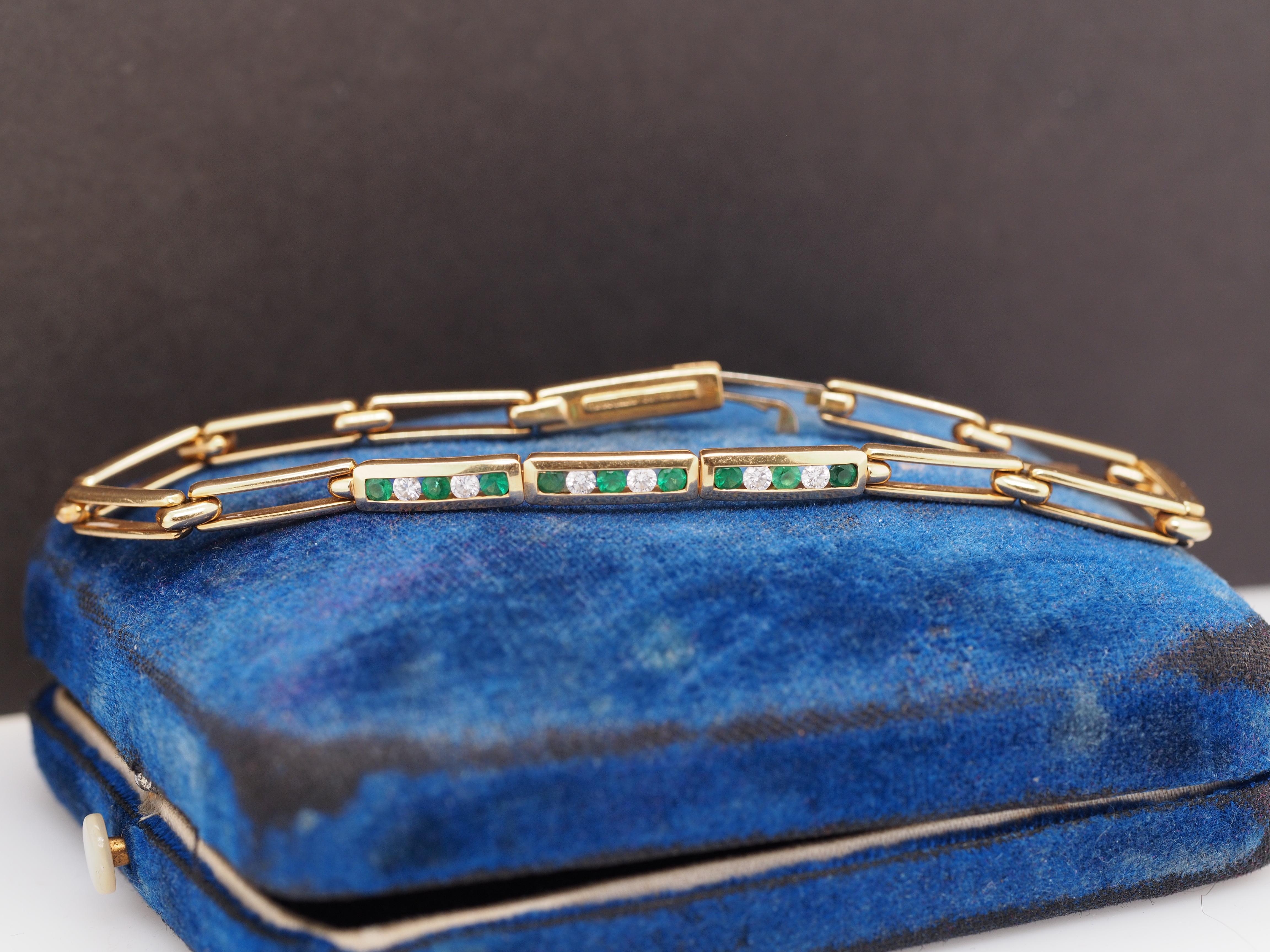 Year: 1970s
Item Details:
Maker: Tiffany & Co (France) - Hallmarked on clasp.
Metal Type: 18K Yellow Gold [Hallmarked, and Tested]
Weight: 15.6 grams (All Items Total)
Stone Details:
Type: Diamond (natural)
Weight: .25ct total weight
Cut: Round