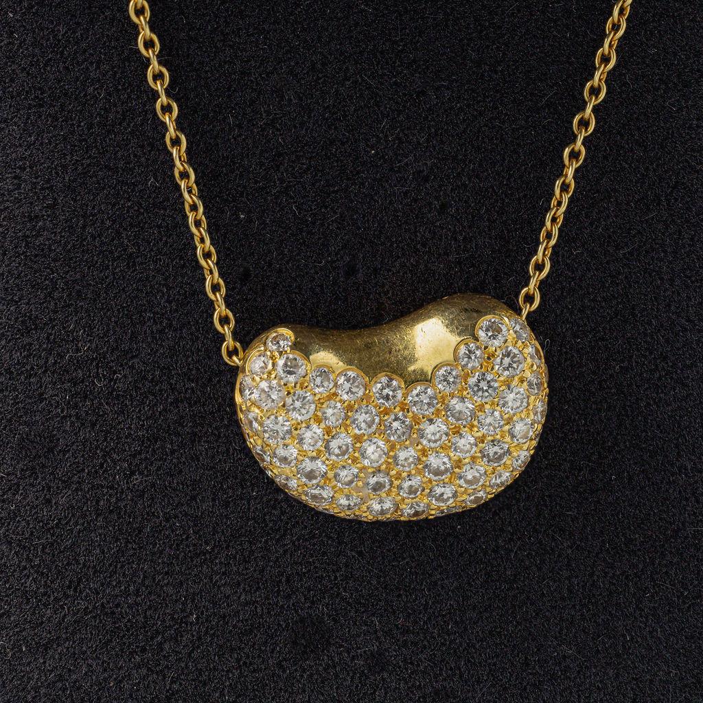 Taille ronde Or jaune 18 carats Tiffany & Co. Collier de haricots en diamants Elsa Peretti Design en vente
