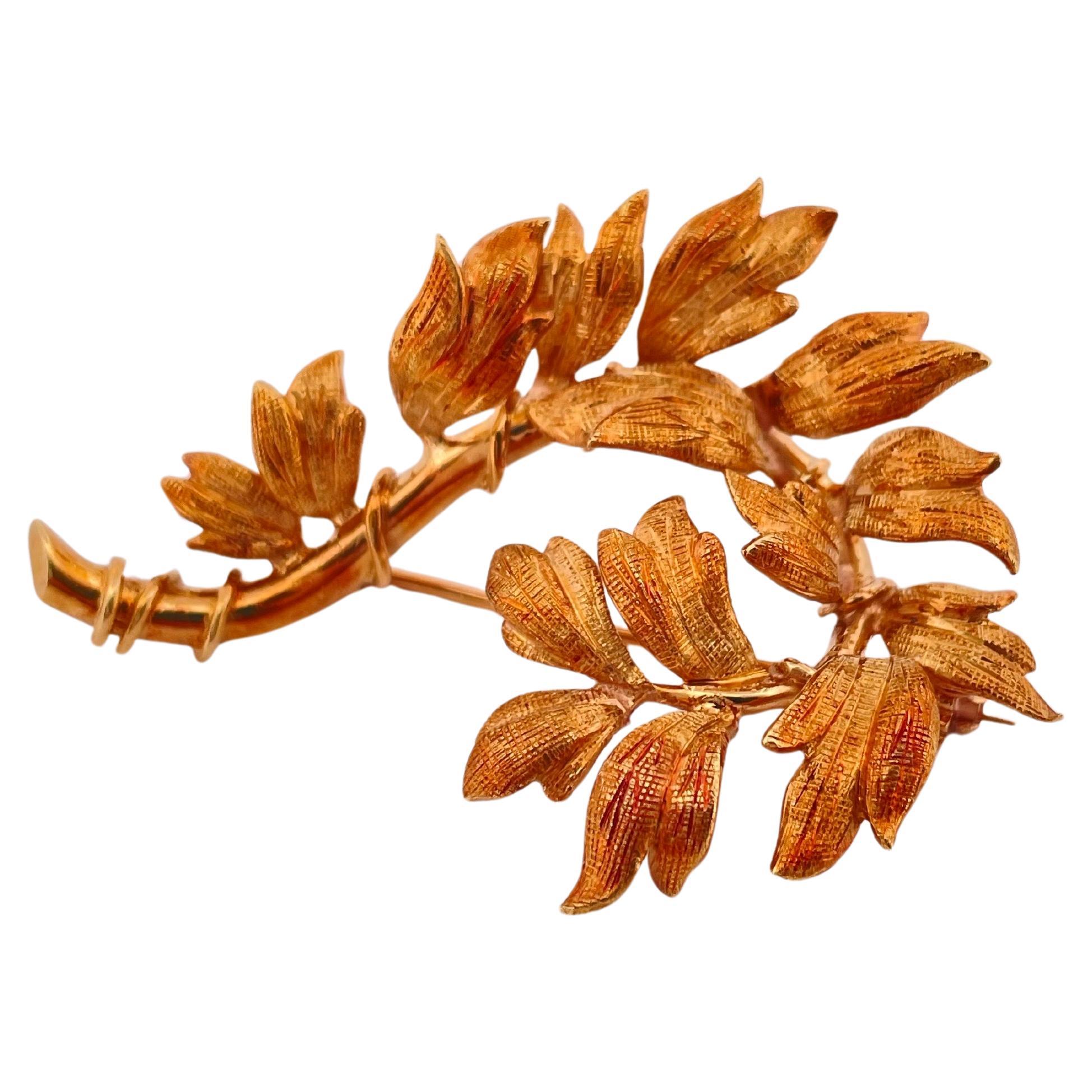 Broche en or jaune 18k Tiffany & Co Leaf and Branch en vente