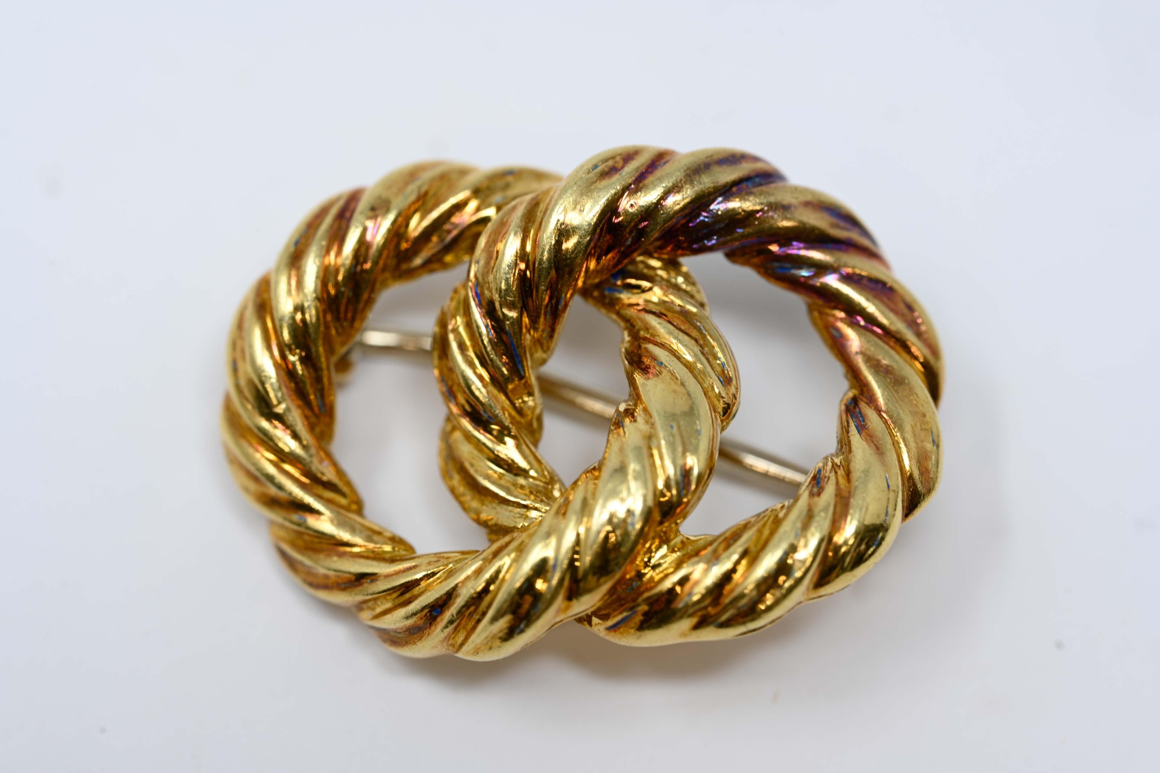 18k Yellow Gold Tiffany & Co Rope Knot Twist Brooch For Sale 1