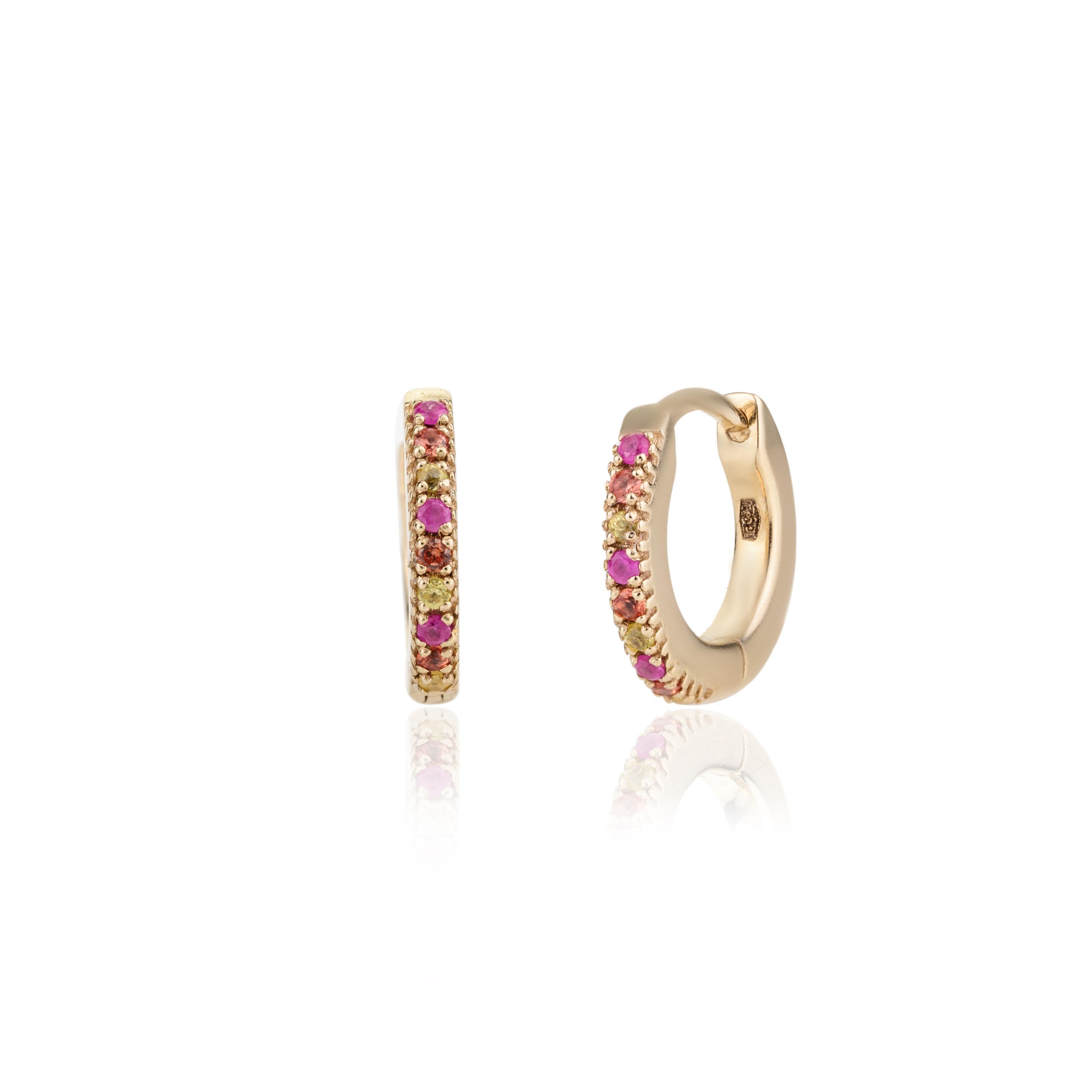 Modern 18k Yellow Gold Tiny Multi Sapphire Everyday Huggie Hoop Earrings Gift for Her For Sale