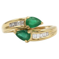 18K Yellow Gold Toi et Moi Pear-Shaped Emerald & Baguette Diamond Ring