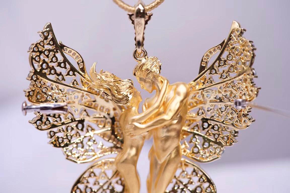 18K Yellow Gold Topaz & Natural Diamond Angel Brooch Pendant For Sale 2