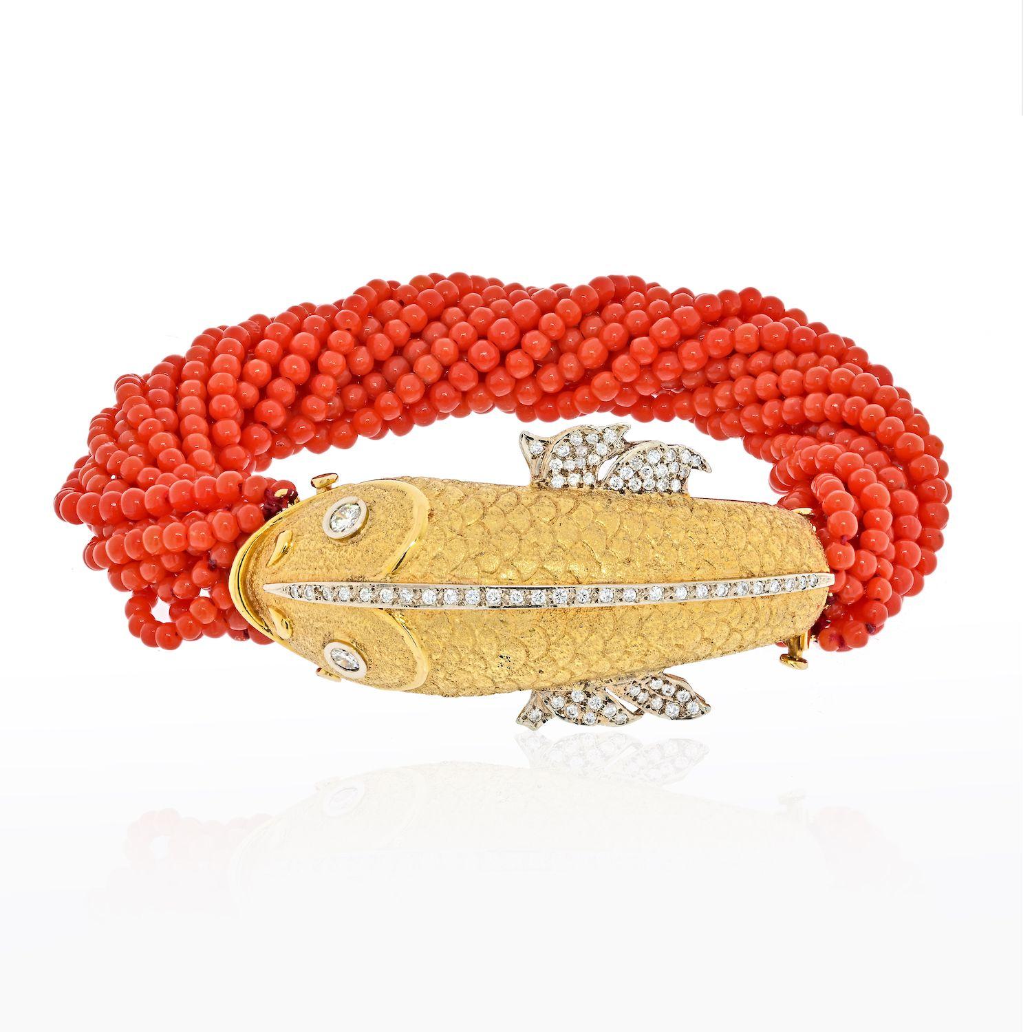 Modern 18K Yellow Gold Torsade Coral Strand Fish Bracelet