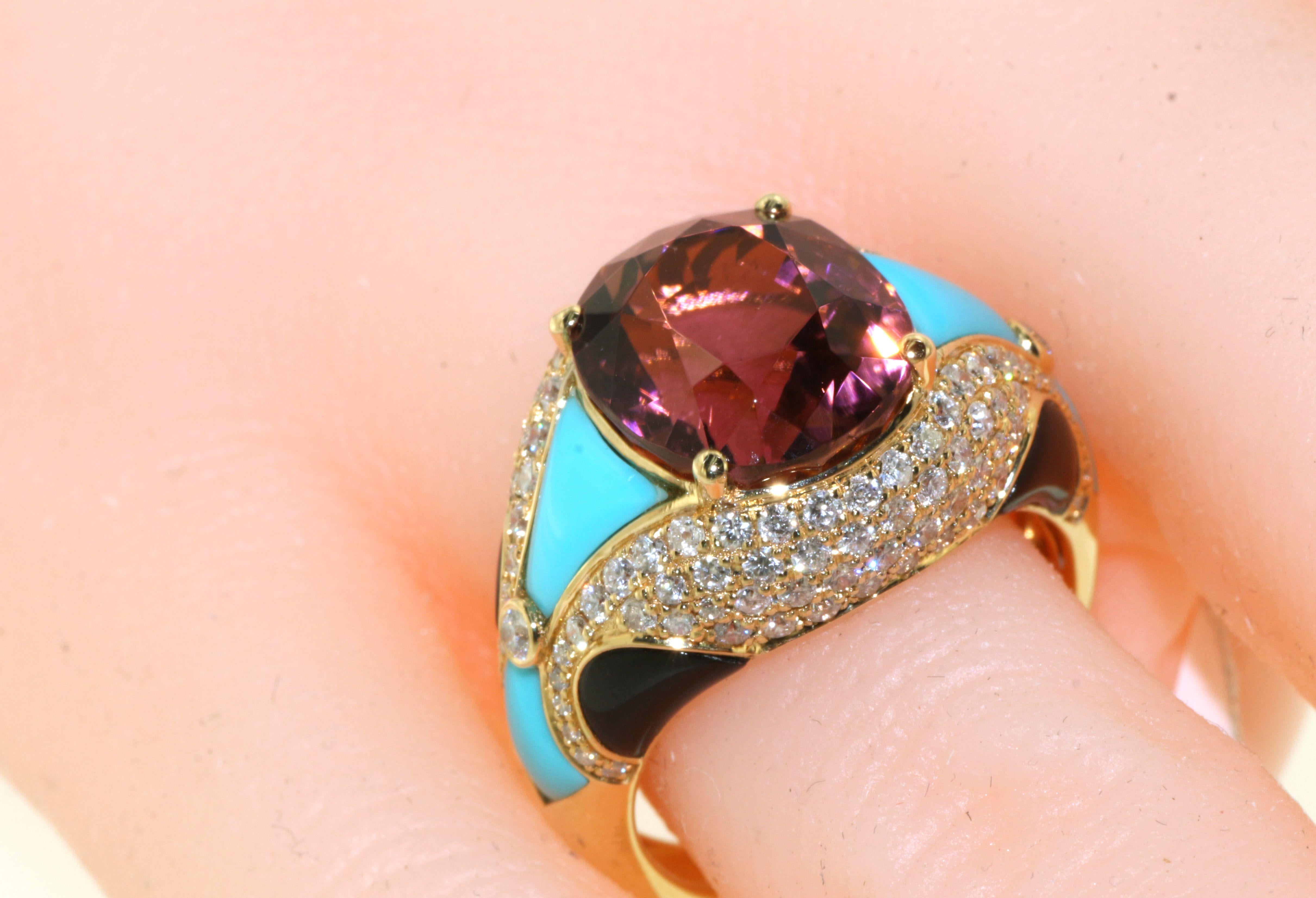 Pink Tourmaline Onyx Turquoise Diamond Cocktail Ring in 18 Karat Yellow Gold In New Condition In Hong Kong, HK