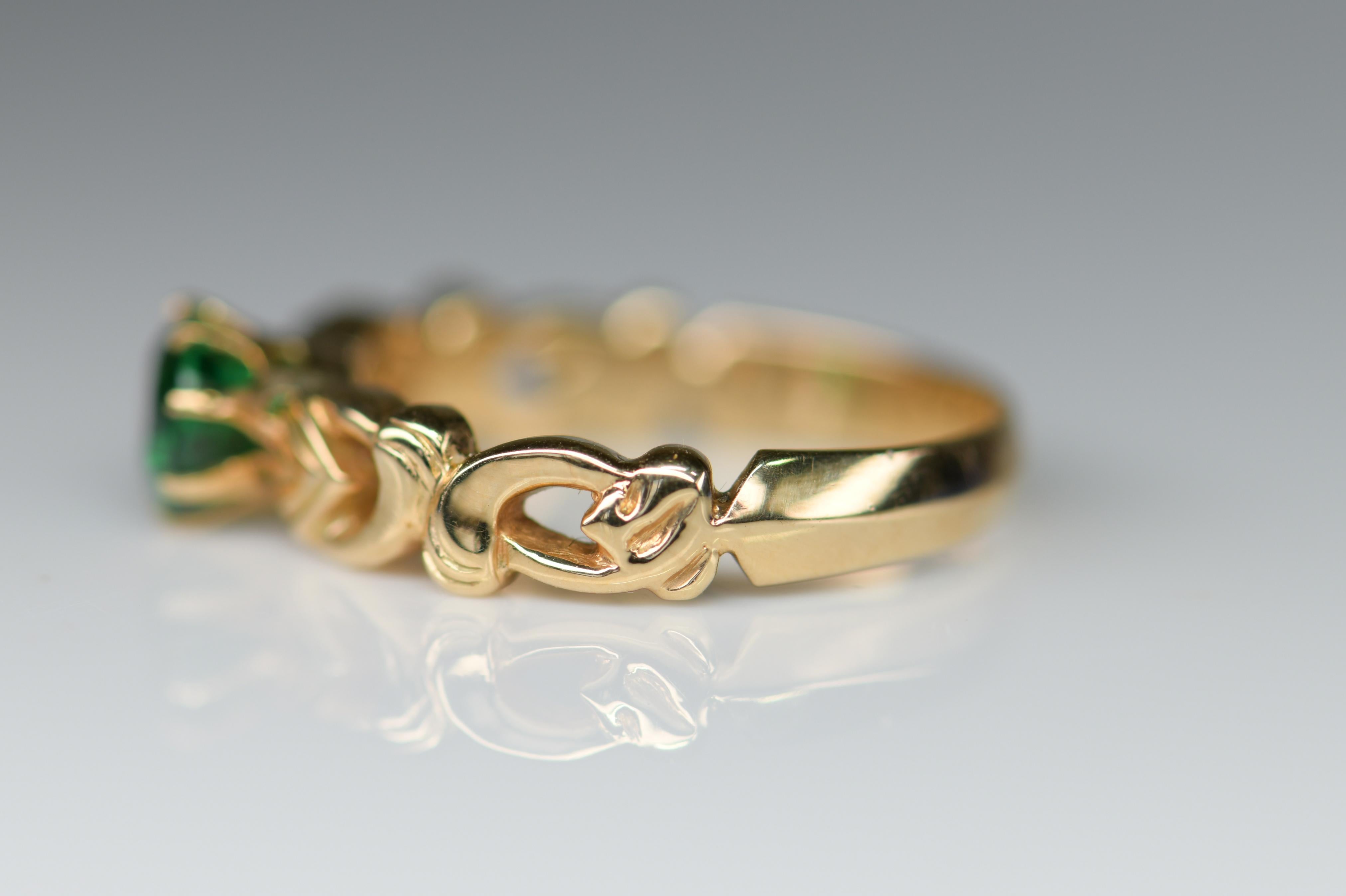 Women's or Men's 18 Karat Yellow Gold Tsavorite Ring