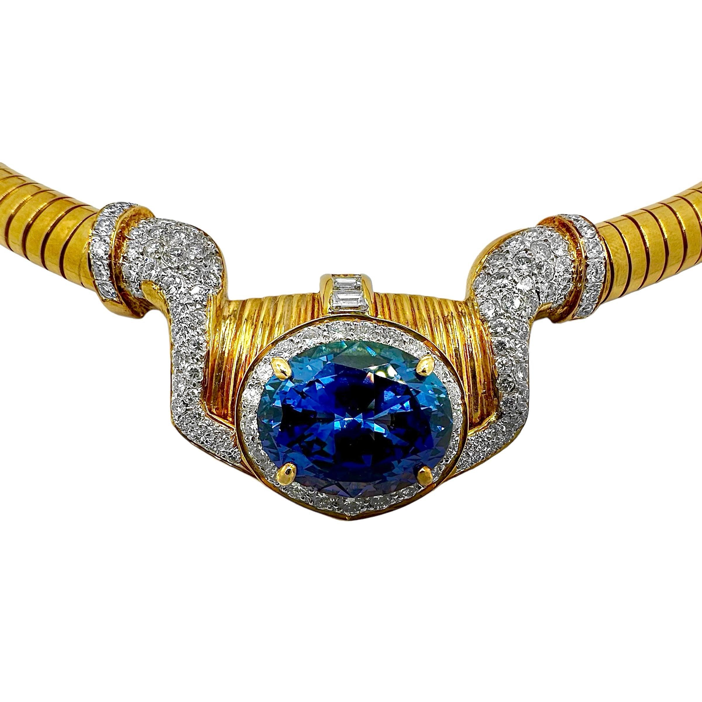 18K Yellow Gold Tubogas Necklace with Oval Tanzanite Just Under 13Ct & Diamonds In Excellent Condition For Sale In Palm Beach, FL