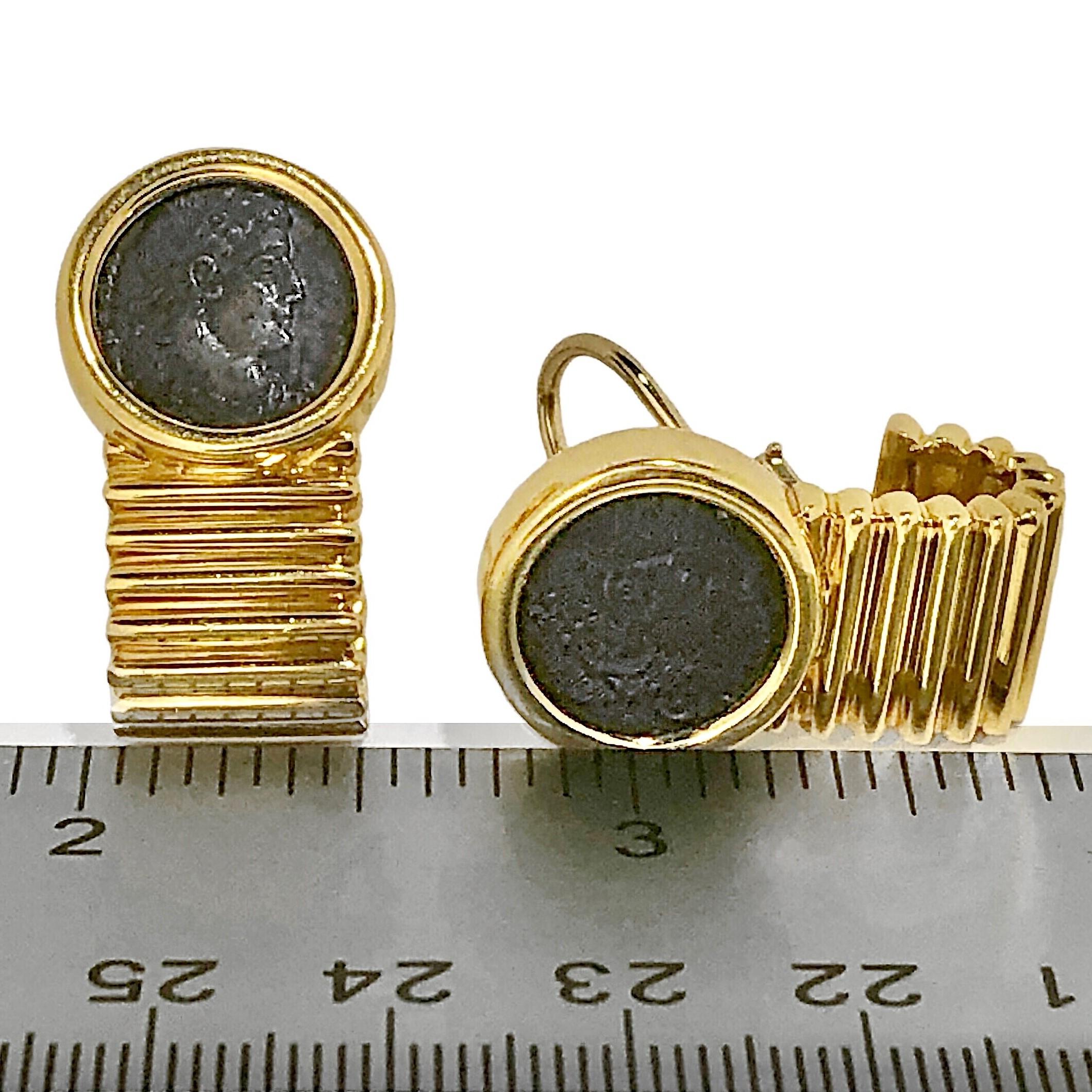 18K Yellow Gold Tubogas Style Earrings with Ancient Coins For Sale 1