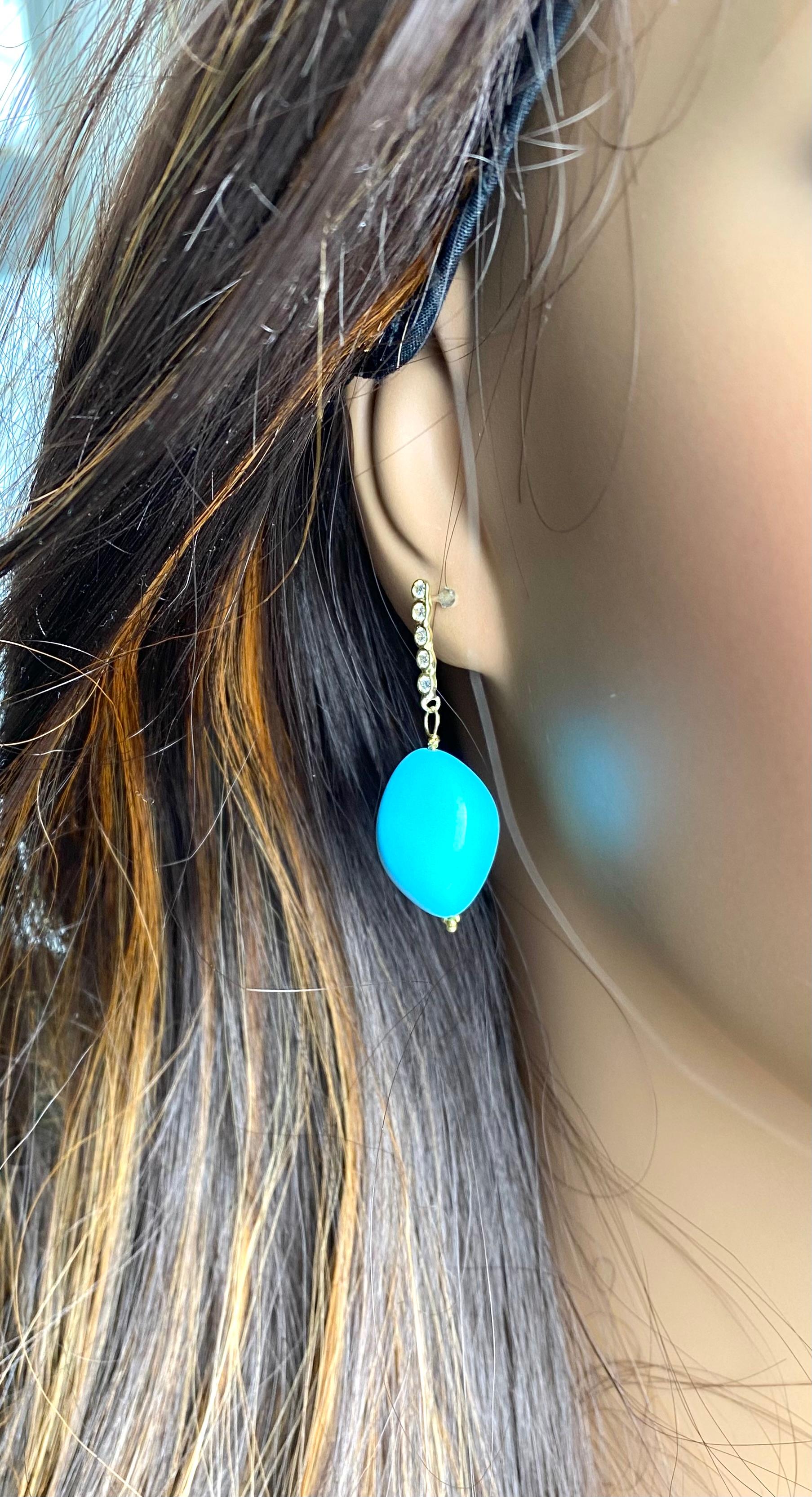 Pendientes Gota de Cuentas de Turquesa en Oro Amarillo de 18 K con Detalles de Diamantes en venta 2
