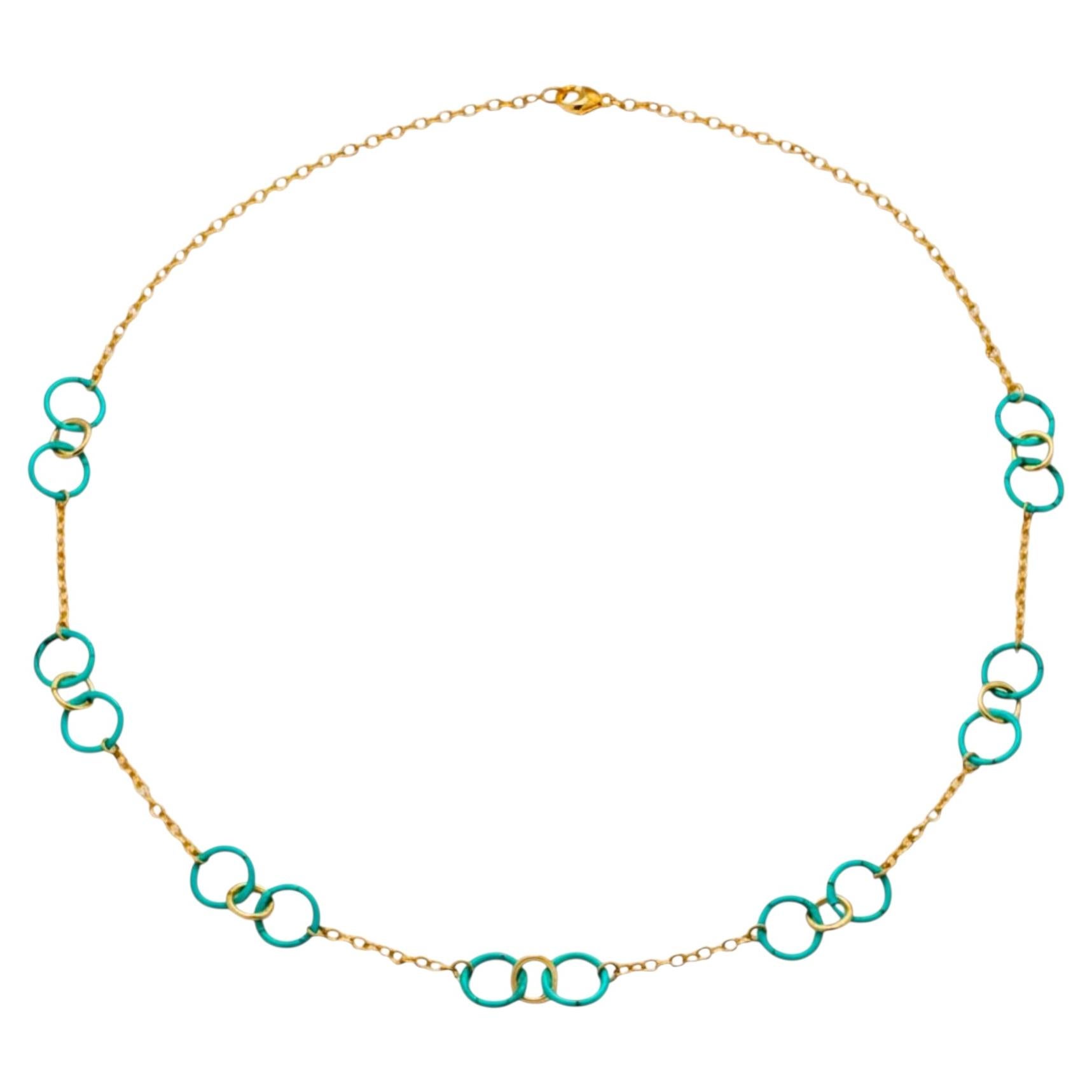 Collier en or jaune 18K avec pendentif en forme de cercle en turquoise en vente