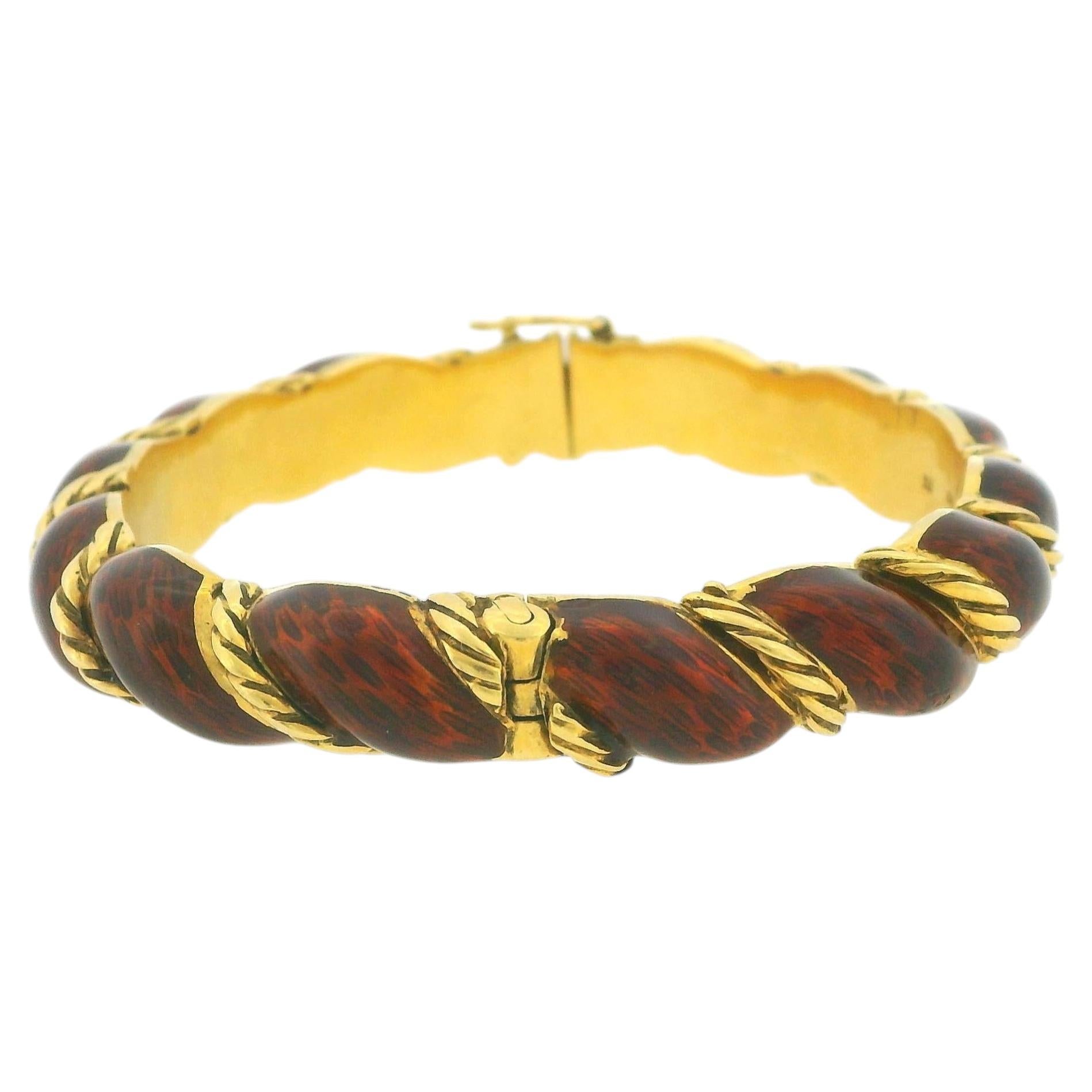 18K Yellow Gold Twist Bangle With Burgundy Enamel For Sale