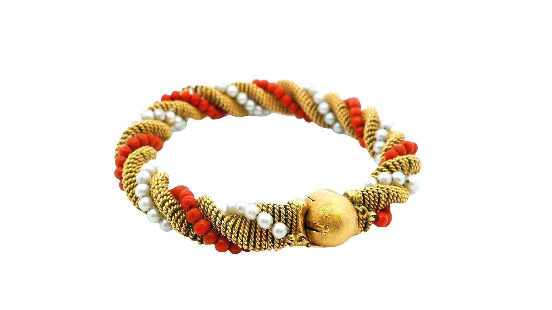 da uomo o donna Bracciale Twist in oro giallo 18k con corallo e perle in vendita