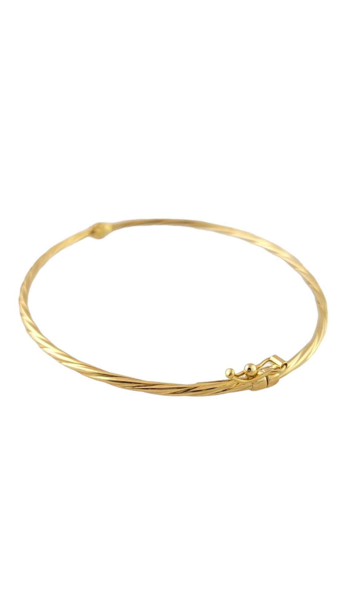 18K Yellow Gold Twisted Bangle Bracelet

This gorgeous 18K yellow gold twisted bangle bracelet has a simple yet beautiful look that will look amazing on anyone!

Size: 6.5