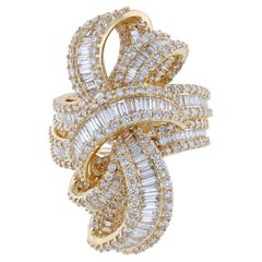 18K Yellow Gold Twisted Knot Diamond Cocktail Ring, 4.39ct.
