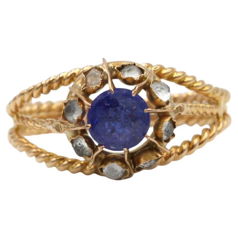 18K Yellow Gold Twisted Ring with Sapphire and Diamonds