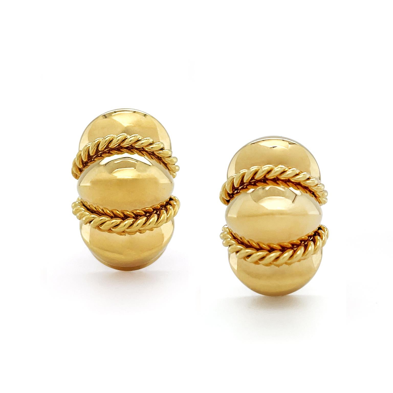 18K Yellow Gold Twisted Wire Shrimp Clip On Earrings  In New Condition For Sale In New York, NY