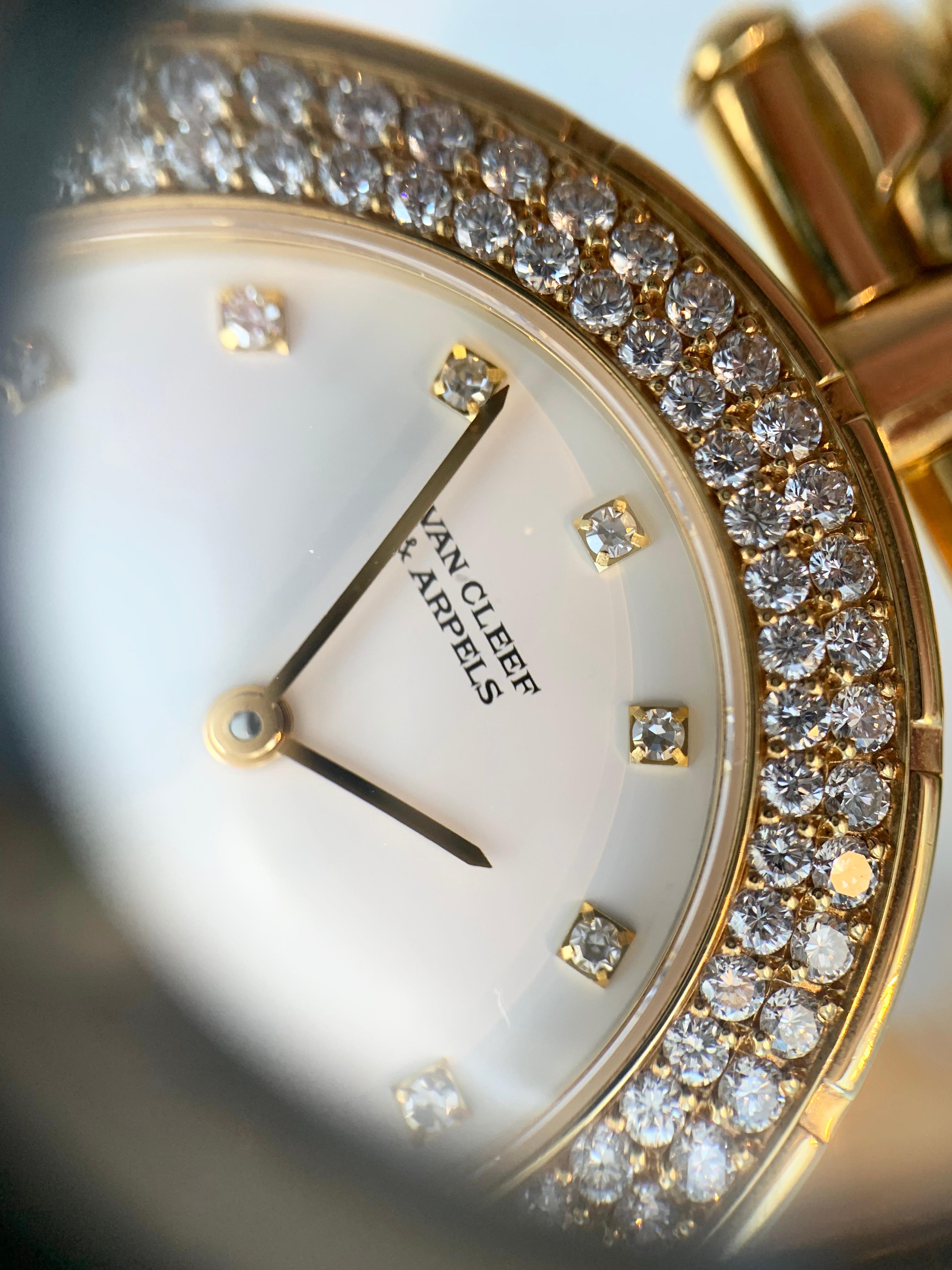 18 Karat Yellow Gold Van Cleef & Arpels Classique Watch with Diamonds 3