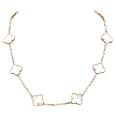18K Yellow Gold Van Cleef&Arpels Necklace Mother of Pearl 10 Motifs
