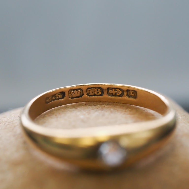 18k Yellow Gold Victorian Sapphire Wedding Ring For Sale at 1stDibs