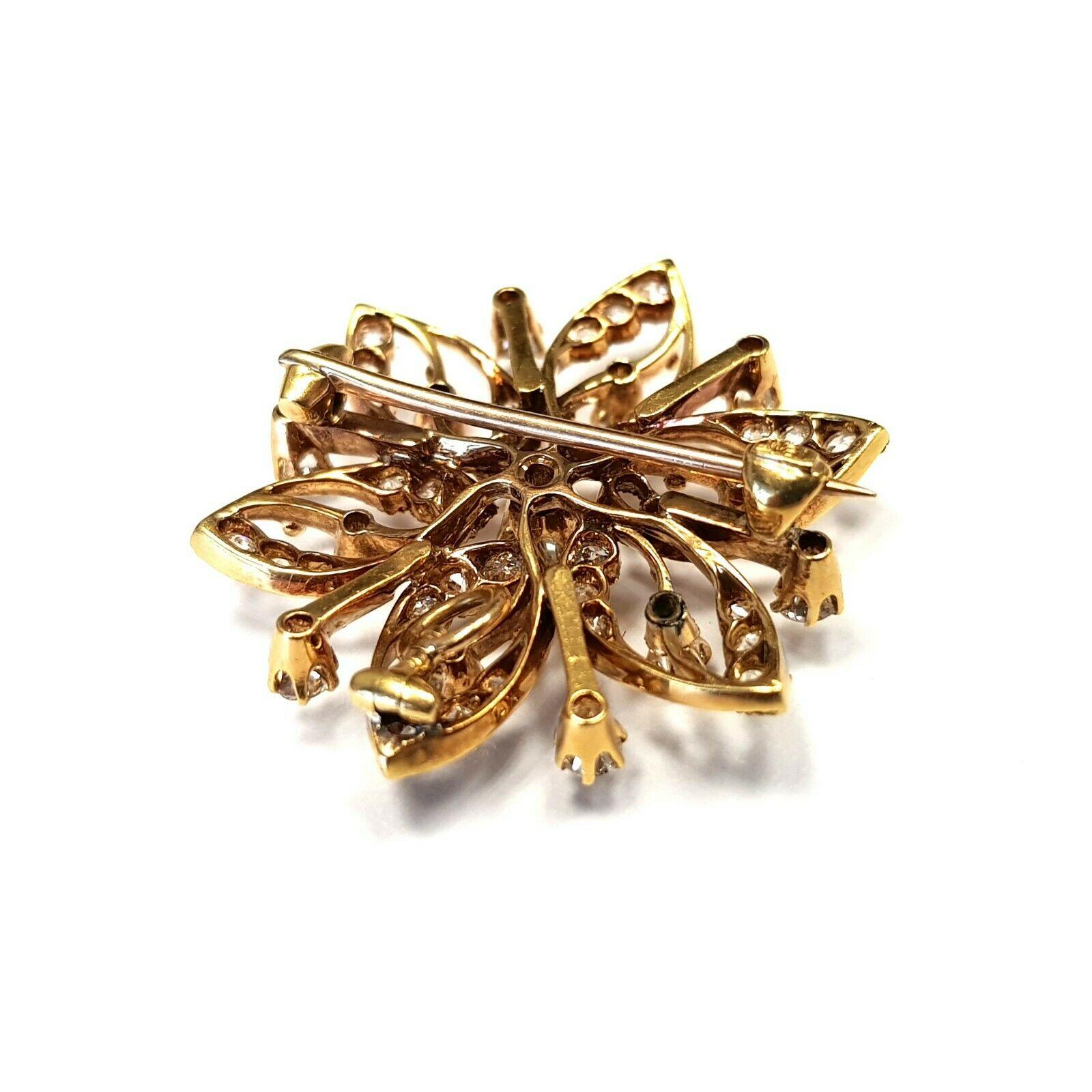 Retro 18 Karat Yellow Gold Vintage Brooch with Many Diamonds